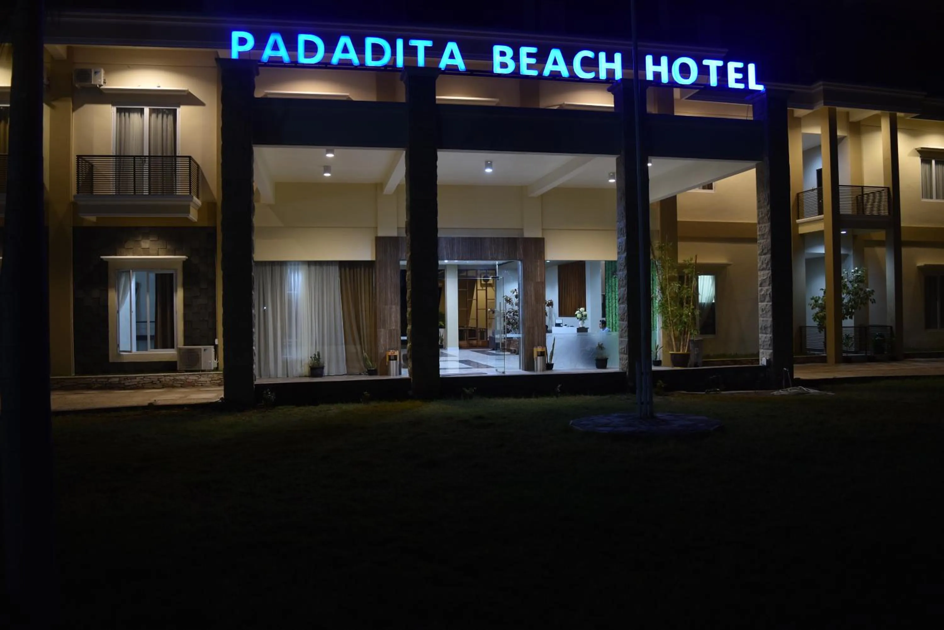 Property building in Padadita Beach Hotel