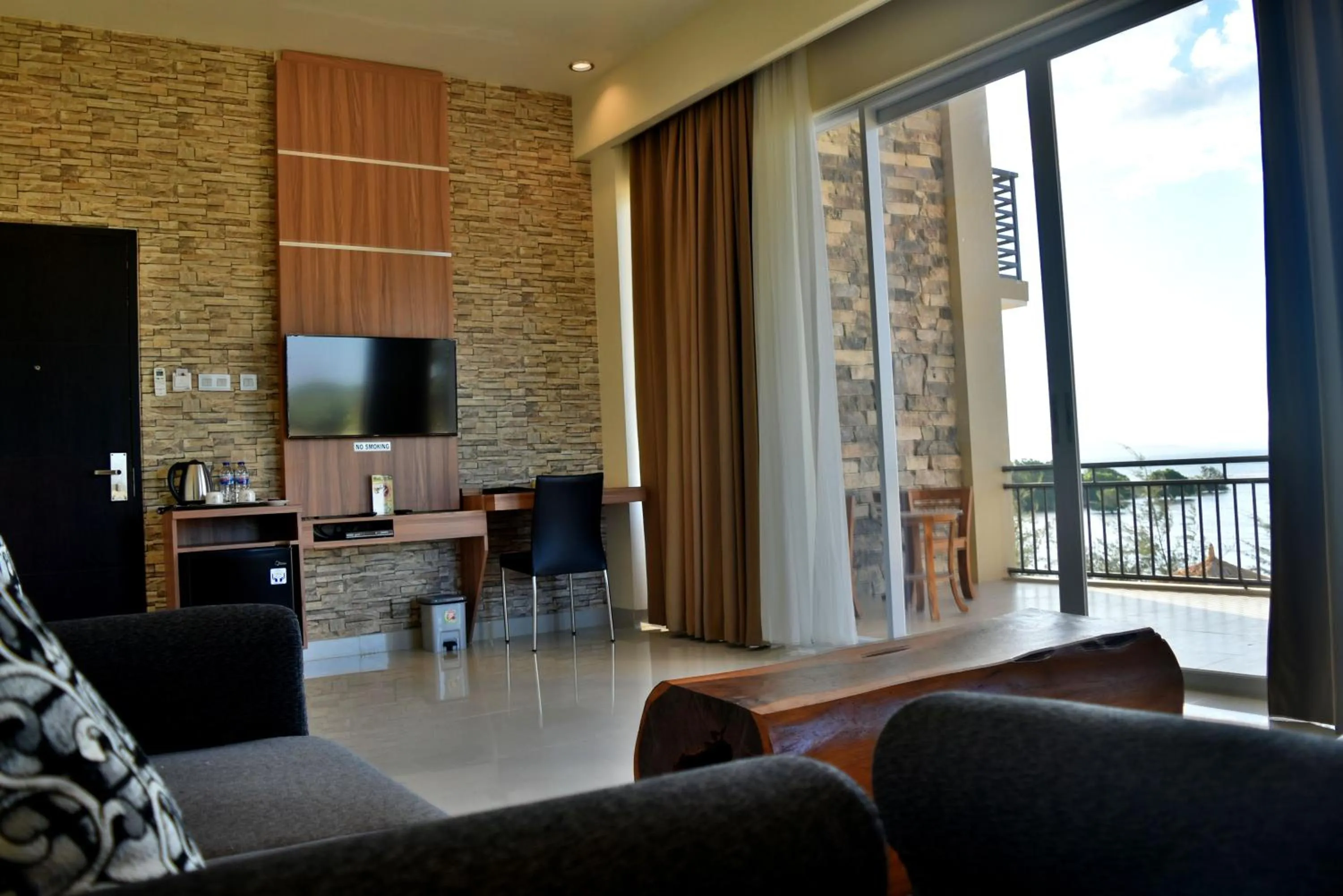 Living room in Padadita Beach Hotel