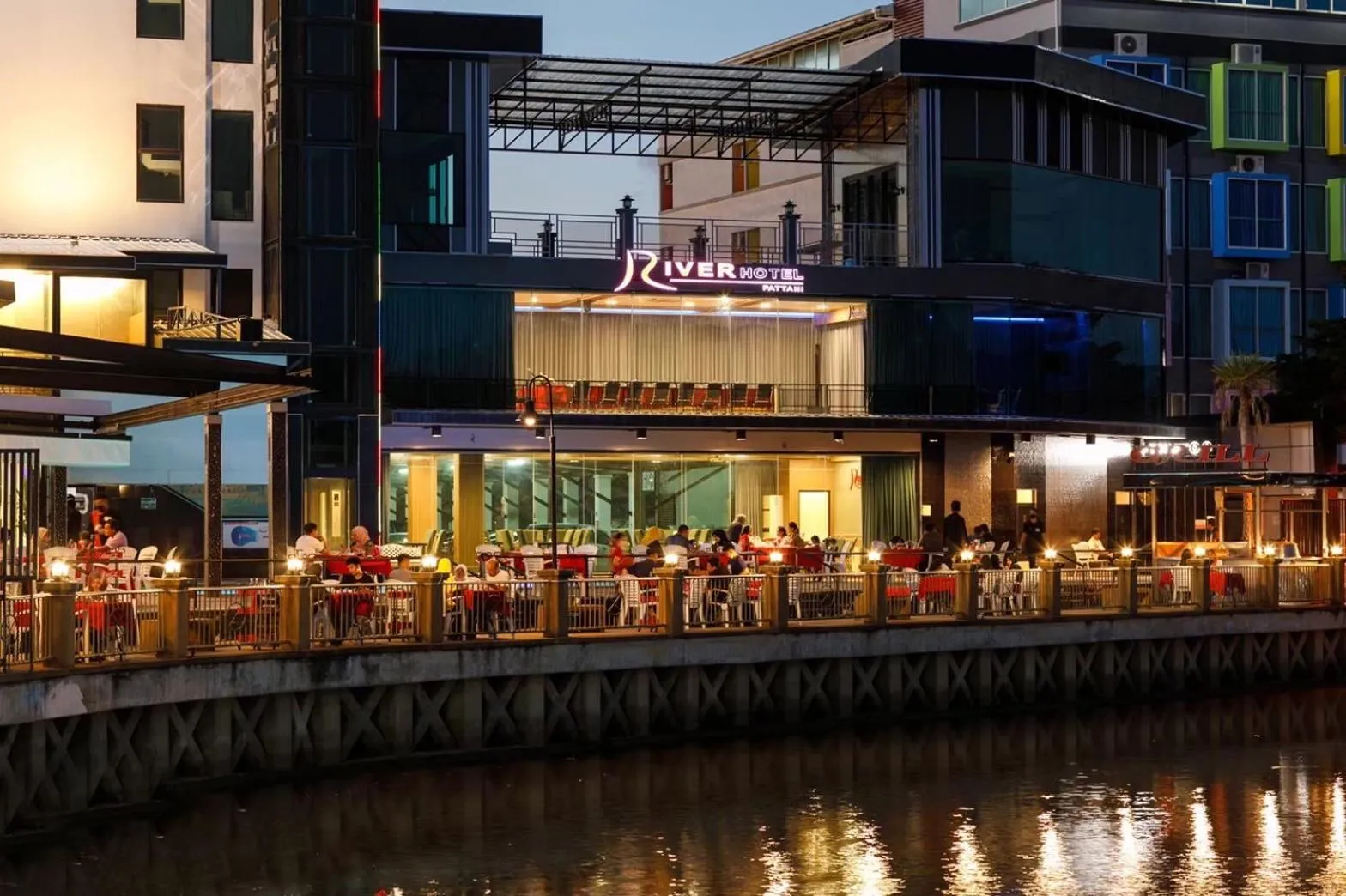 River Hotel Pattani