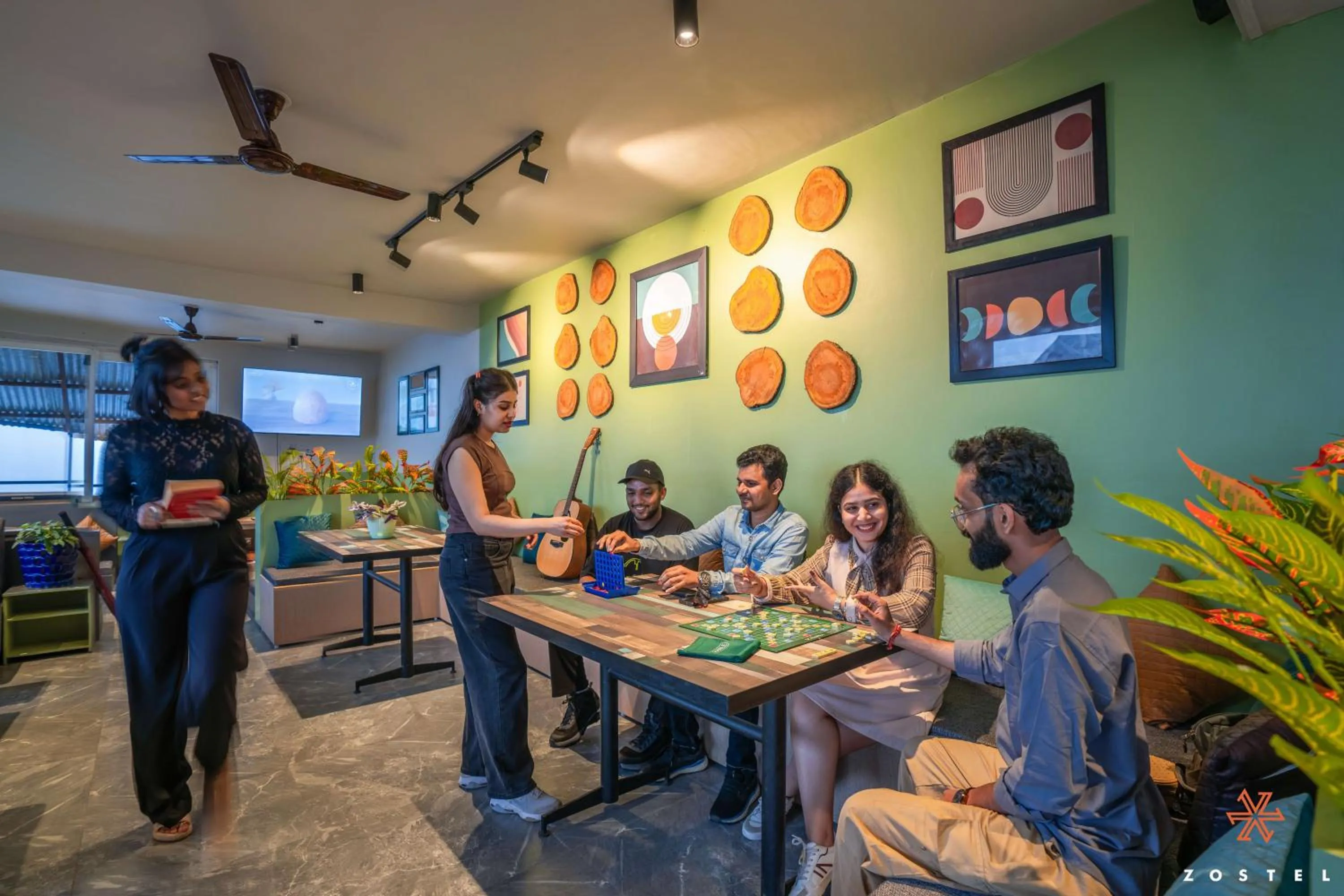 Restaurant/places to eat in Zostel Dharamkot