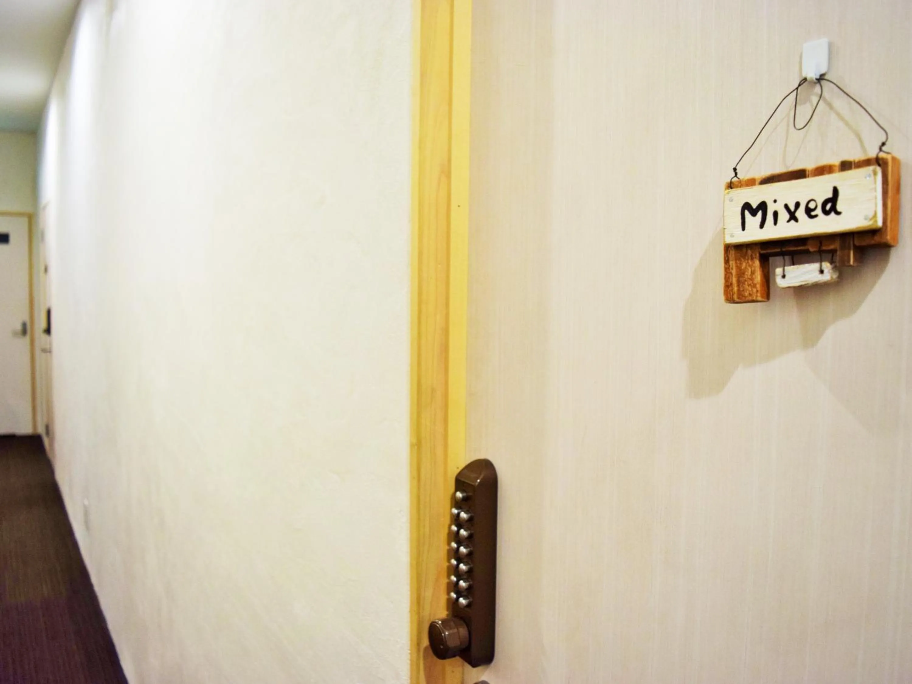 Logo/Certificate/Sign in Hiroshima Hostel EN