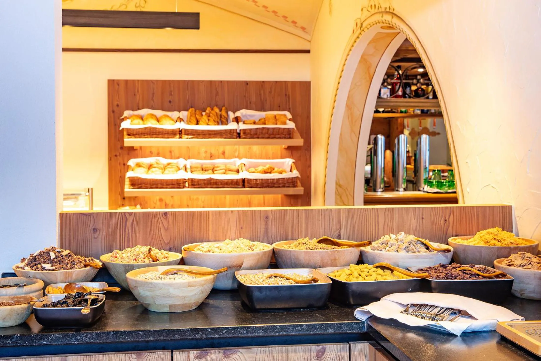 Buffet breakfast in Hotel Hubertus