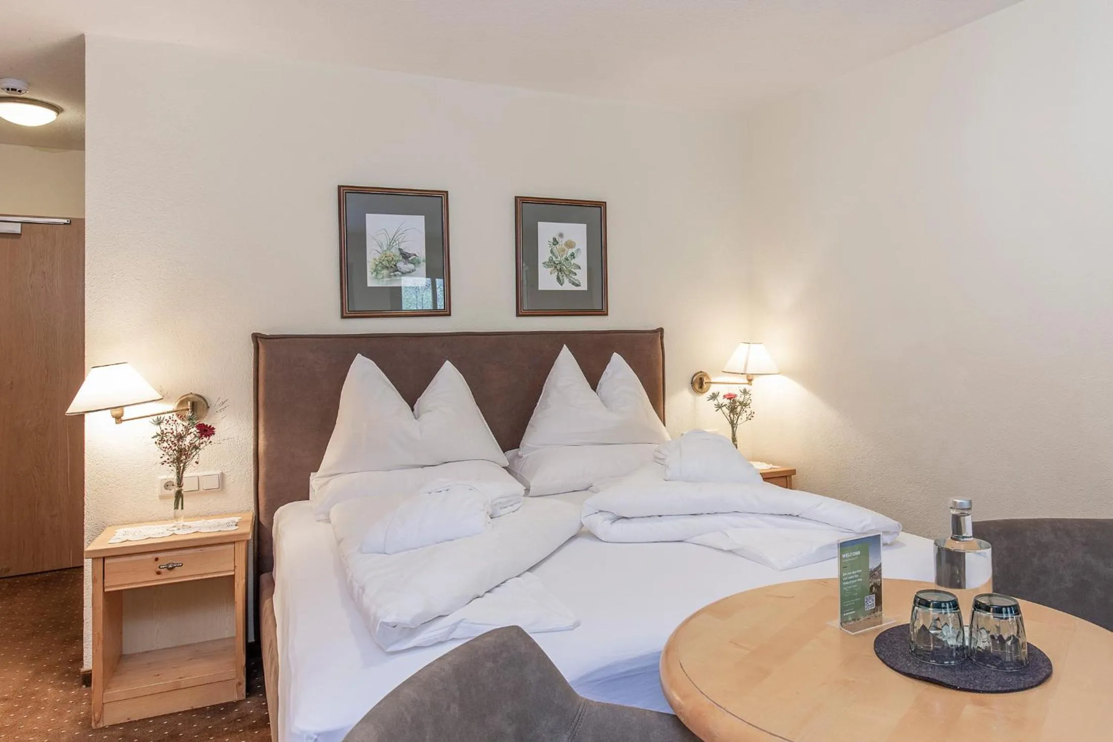 Bedroom, Bed in Hotel Hubertus