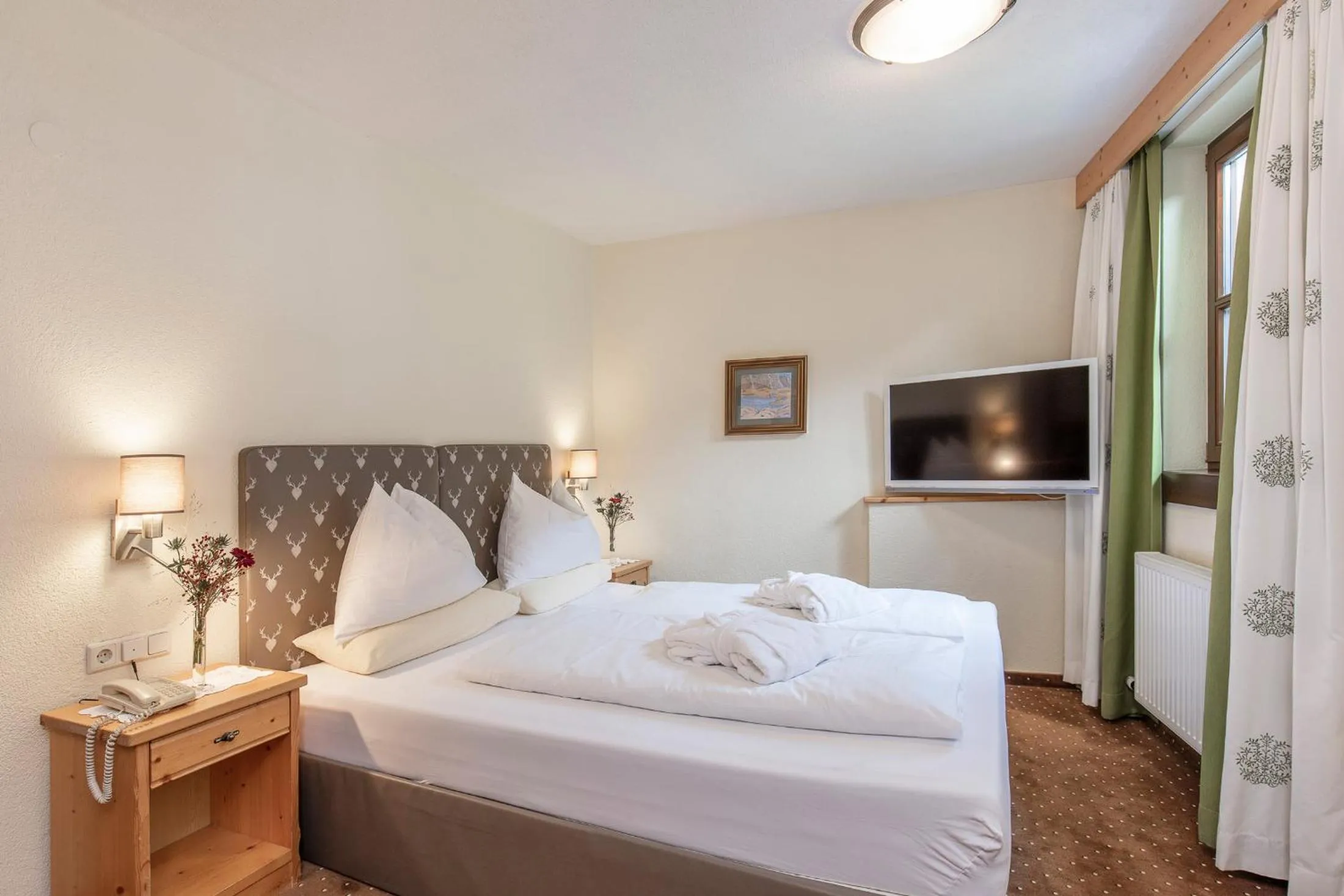 Photo of the whole room, Bed in Hotel Hubertus