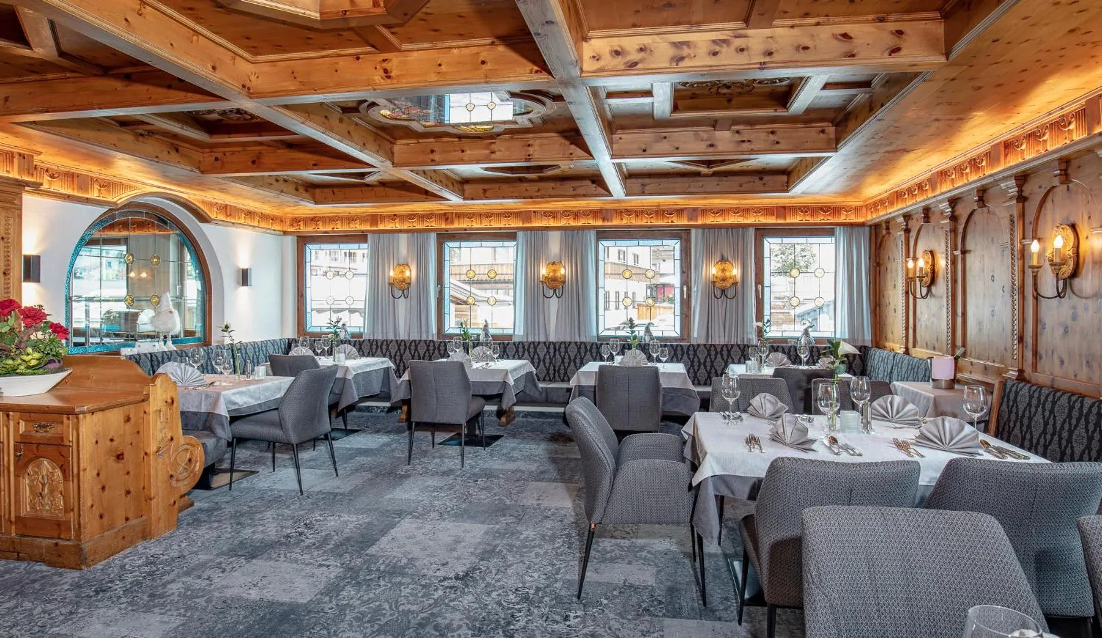 Restaurant/places to eat in Hotel Hubertus