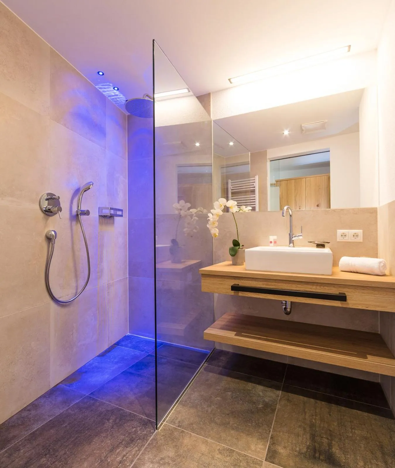 Bathroom in Hotel Hubertus