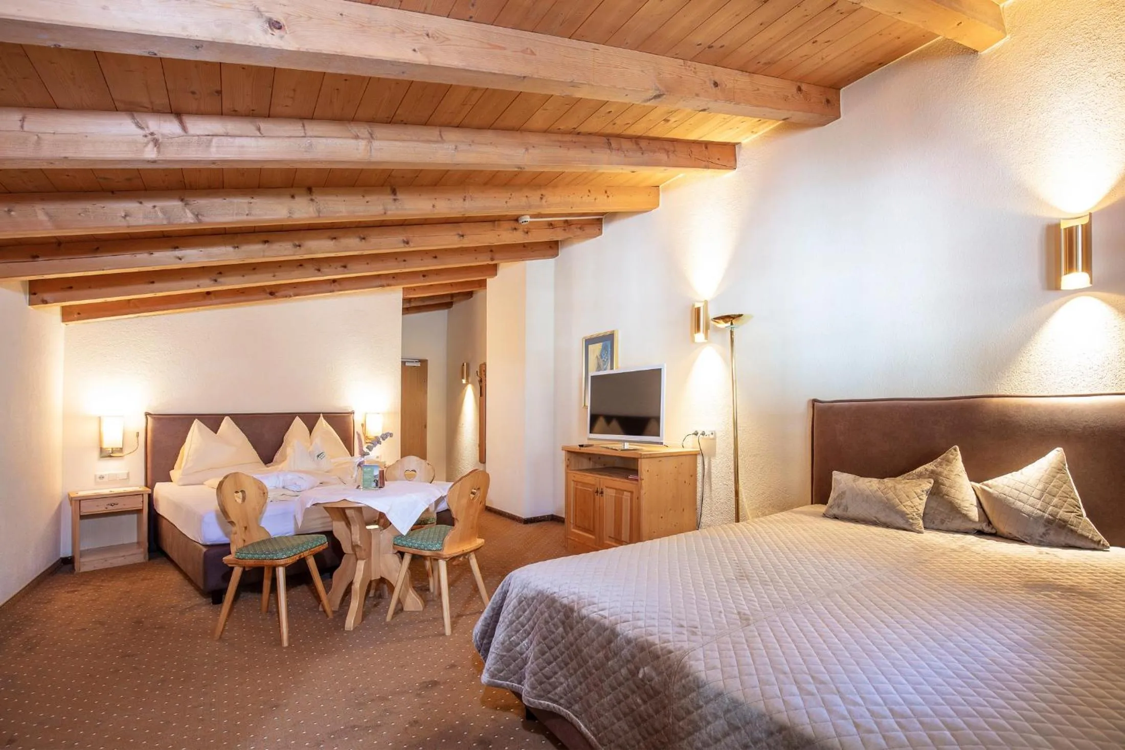 Bed in Hotel Hubertus