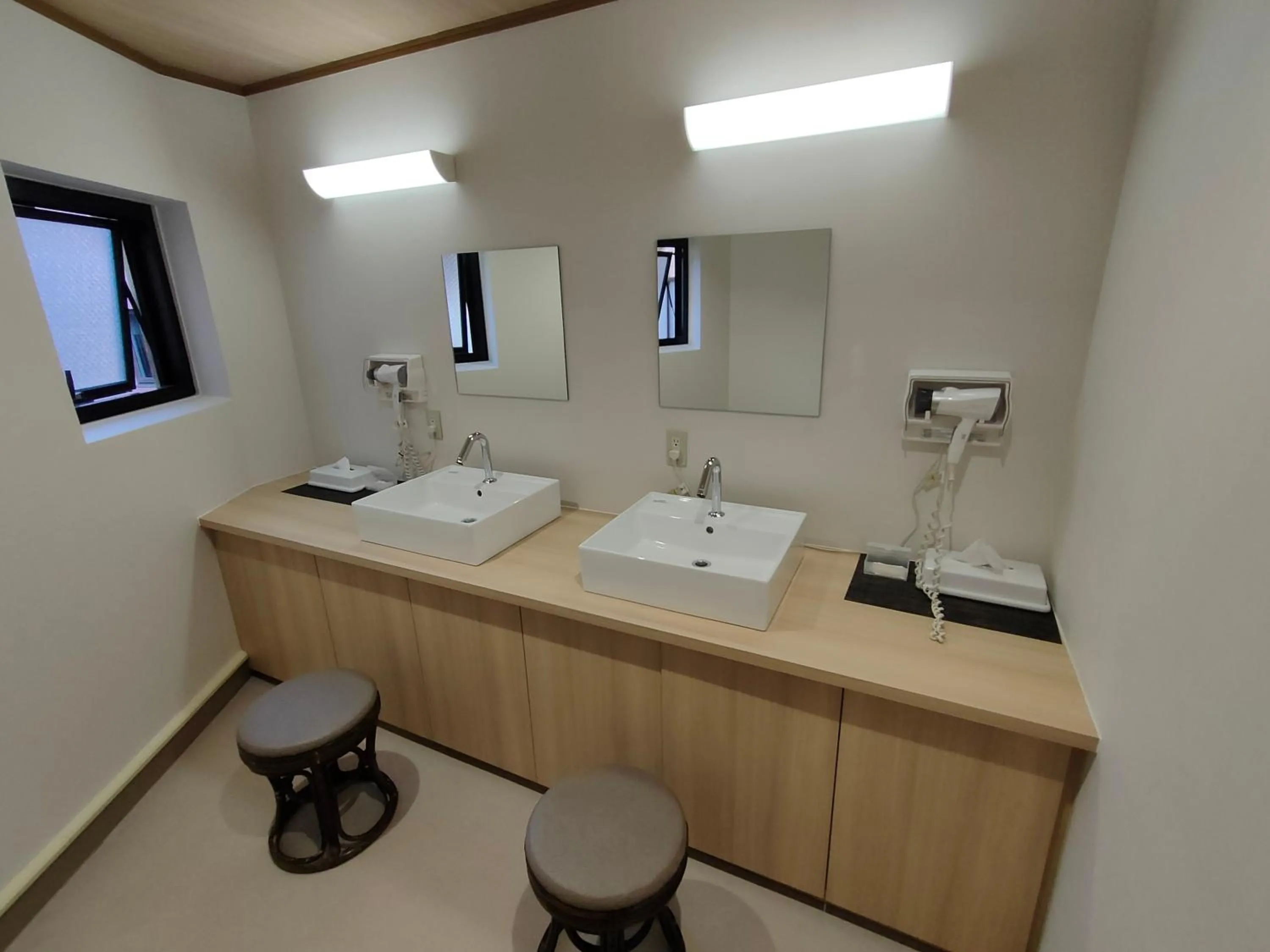 Public Bath in Hotel Edoya