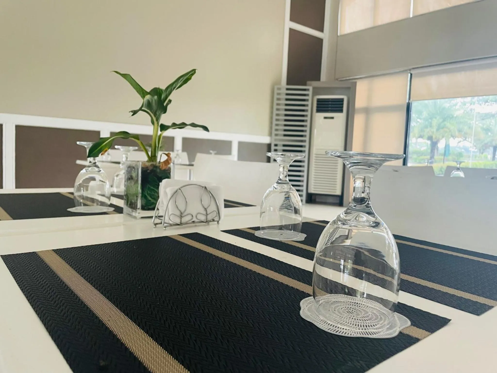 Restaurant/places to eat in Aquamira Hotel & Resort