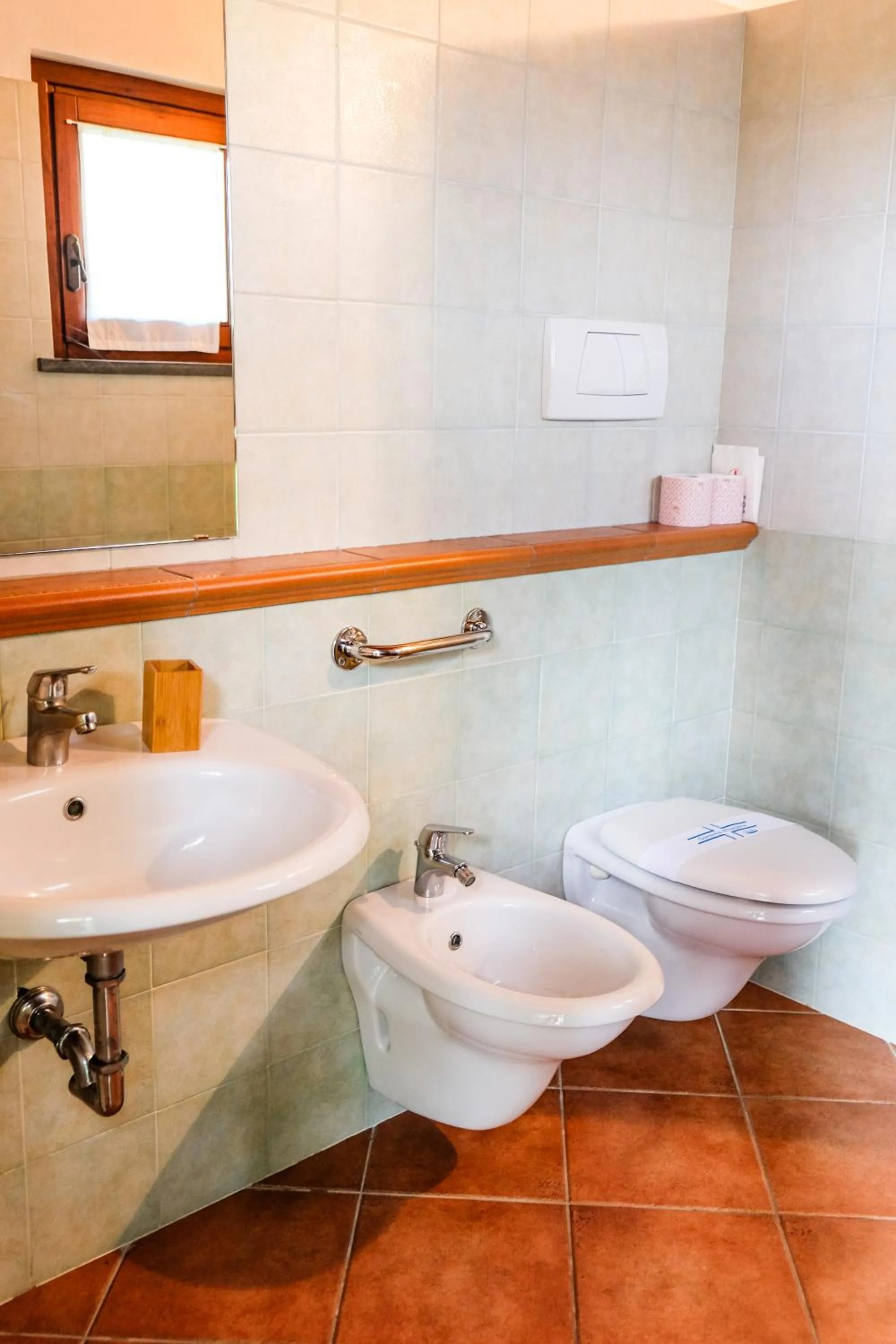 Bathroom in Agriturismo biologico Bulichella