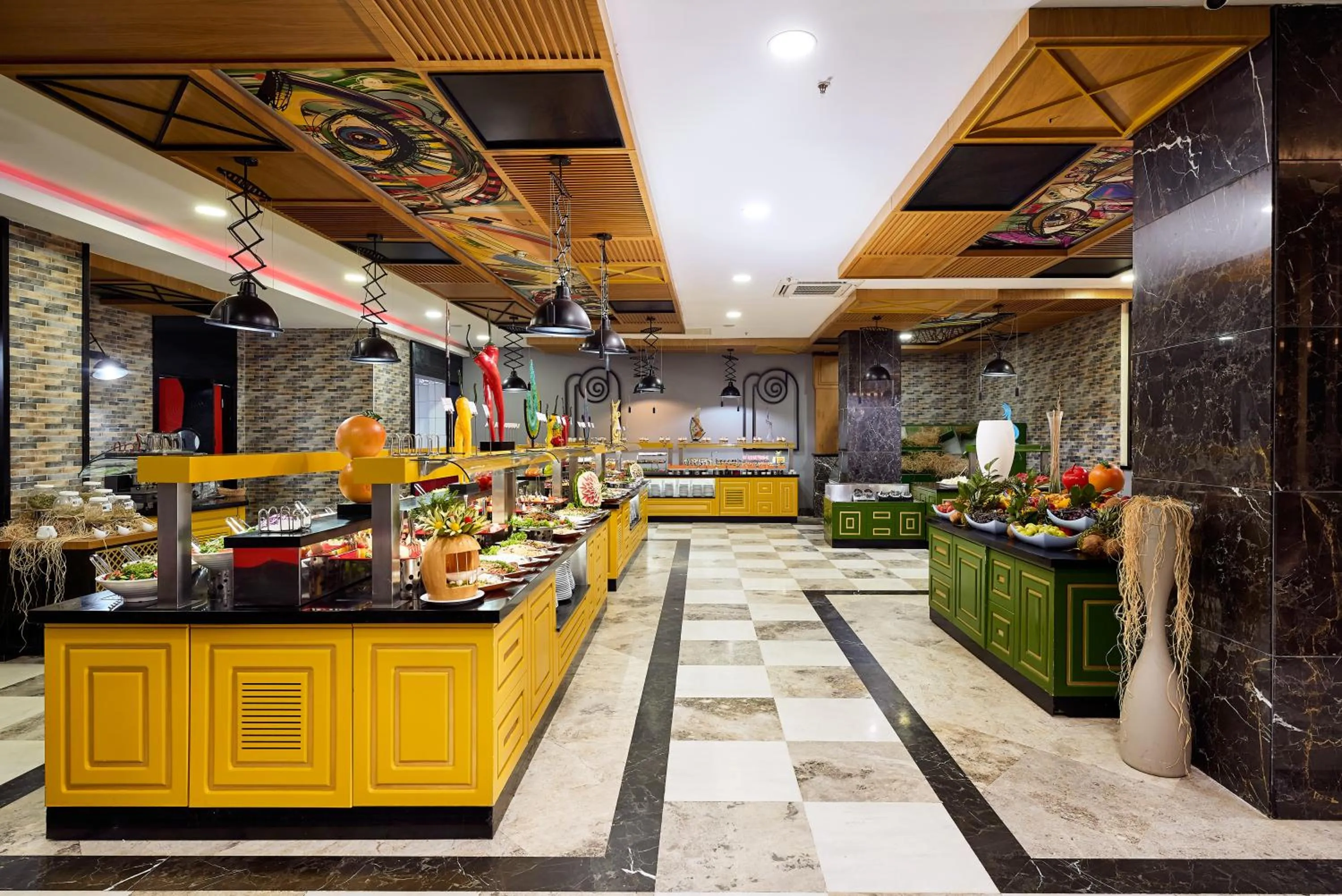 Food and drinks in Seaden Valentine Resort & Spa