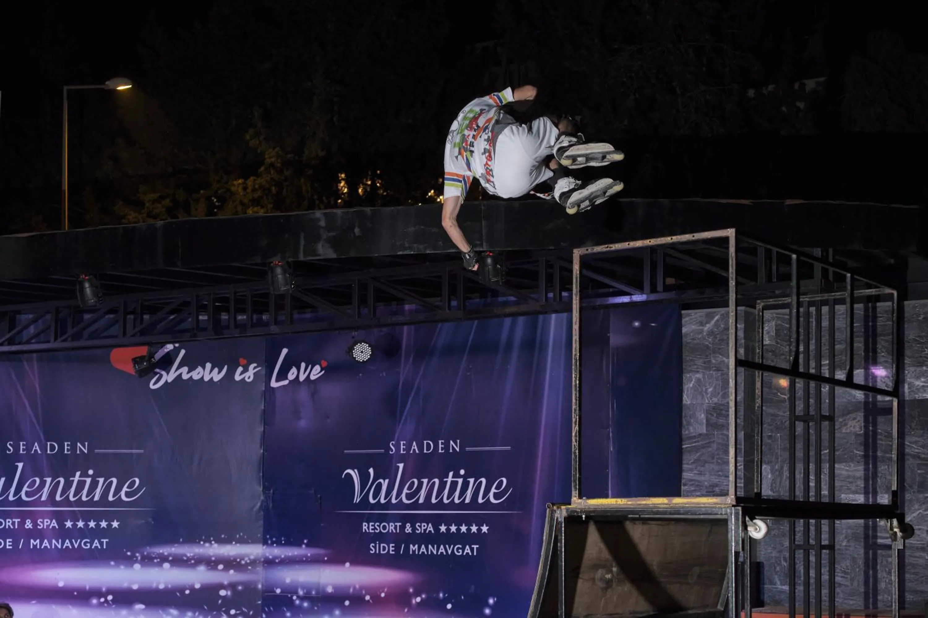 Evening entertainment in Seaden Valentine Resort & Spa