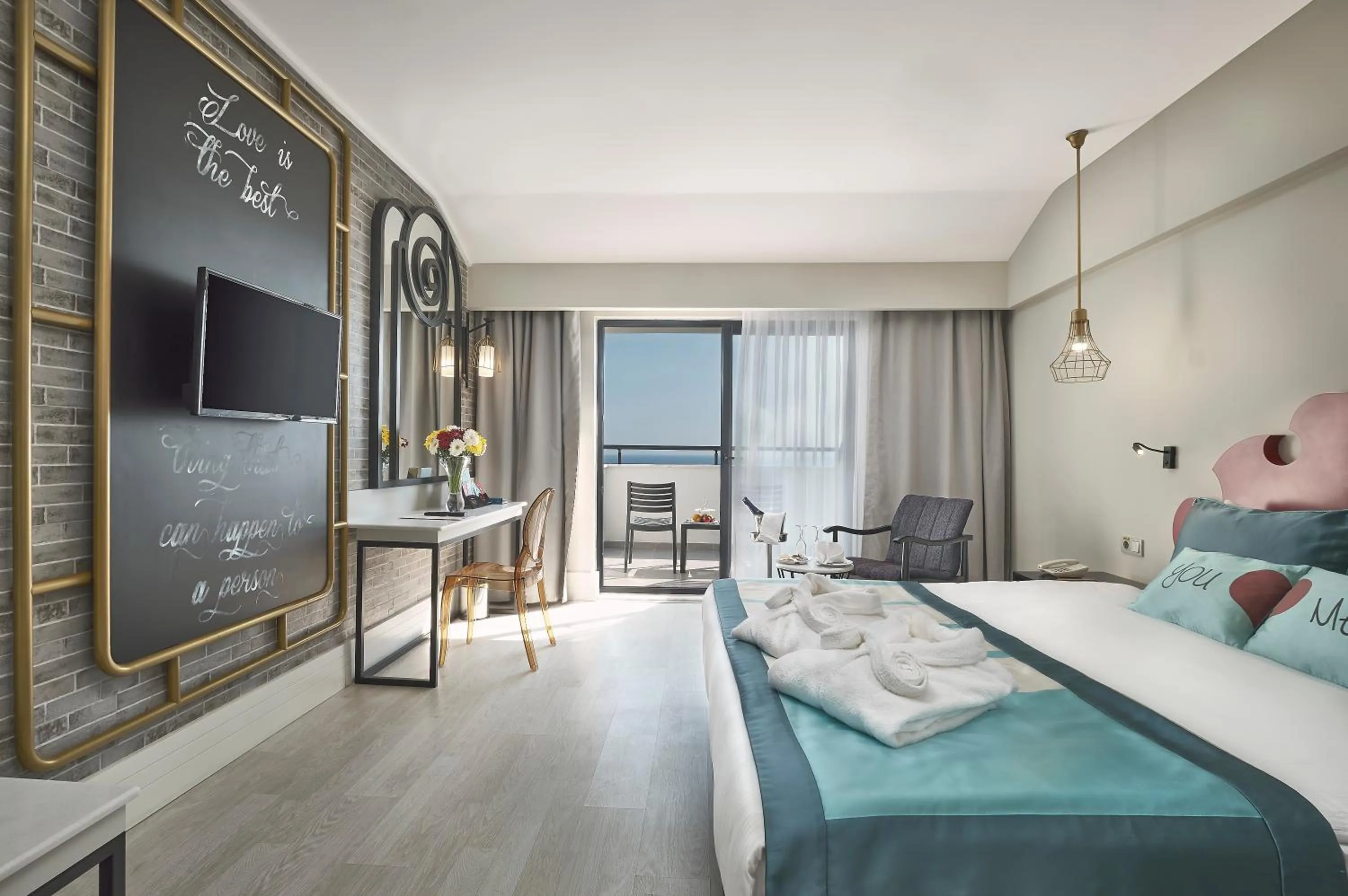 Bed in Seaden Valentine Resort & Spa