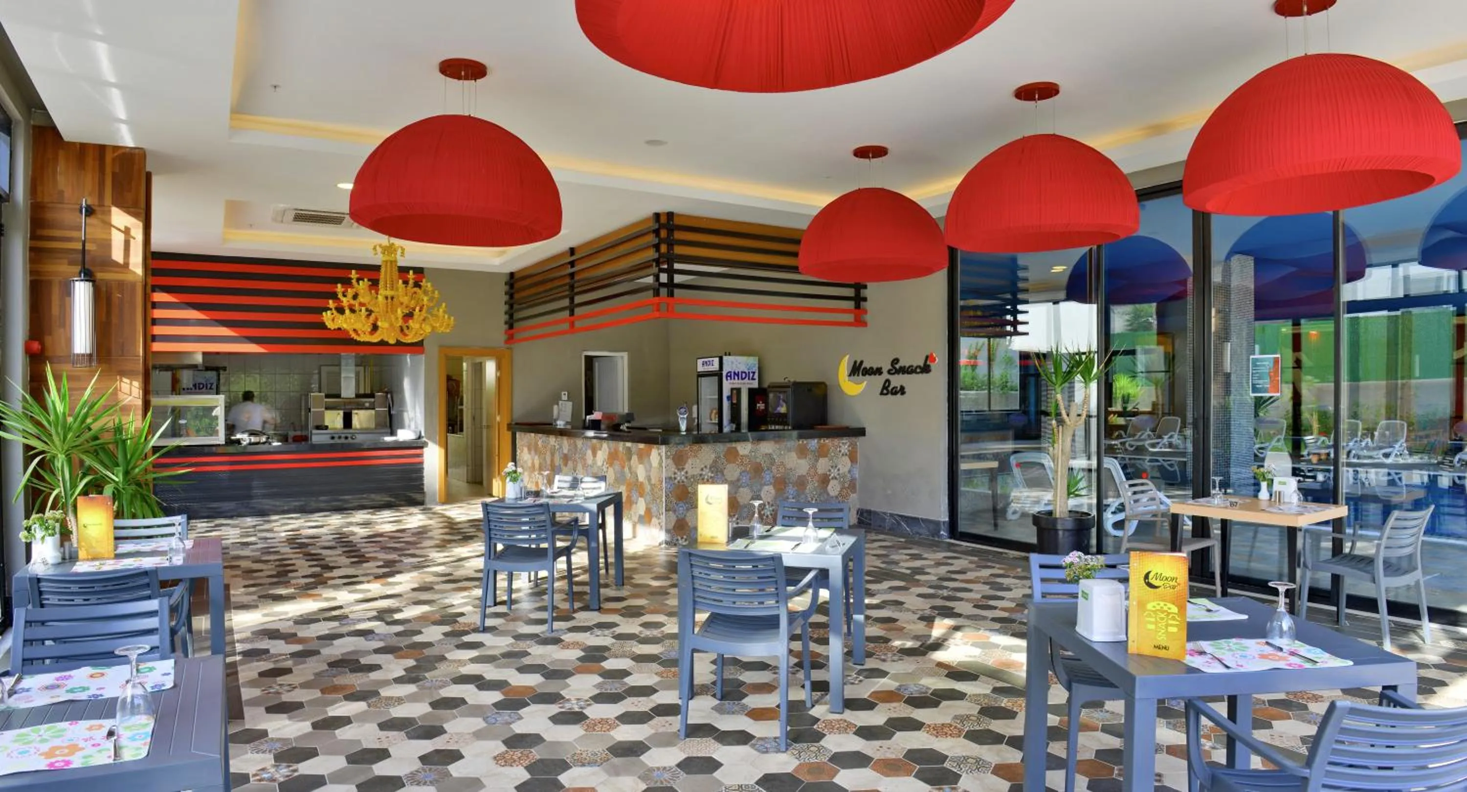 Restaurant/places to eat in Seaden Valentine Resort & Spa