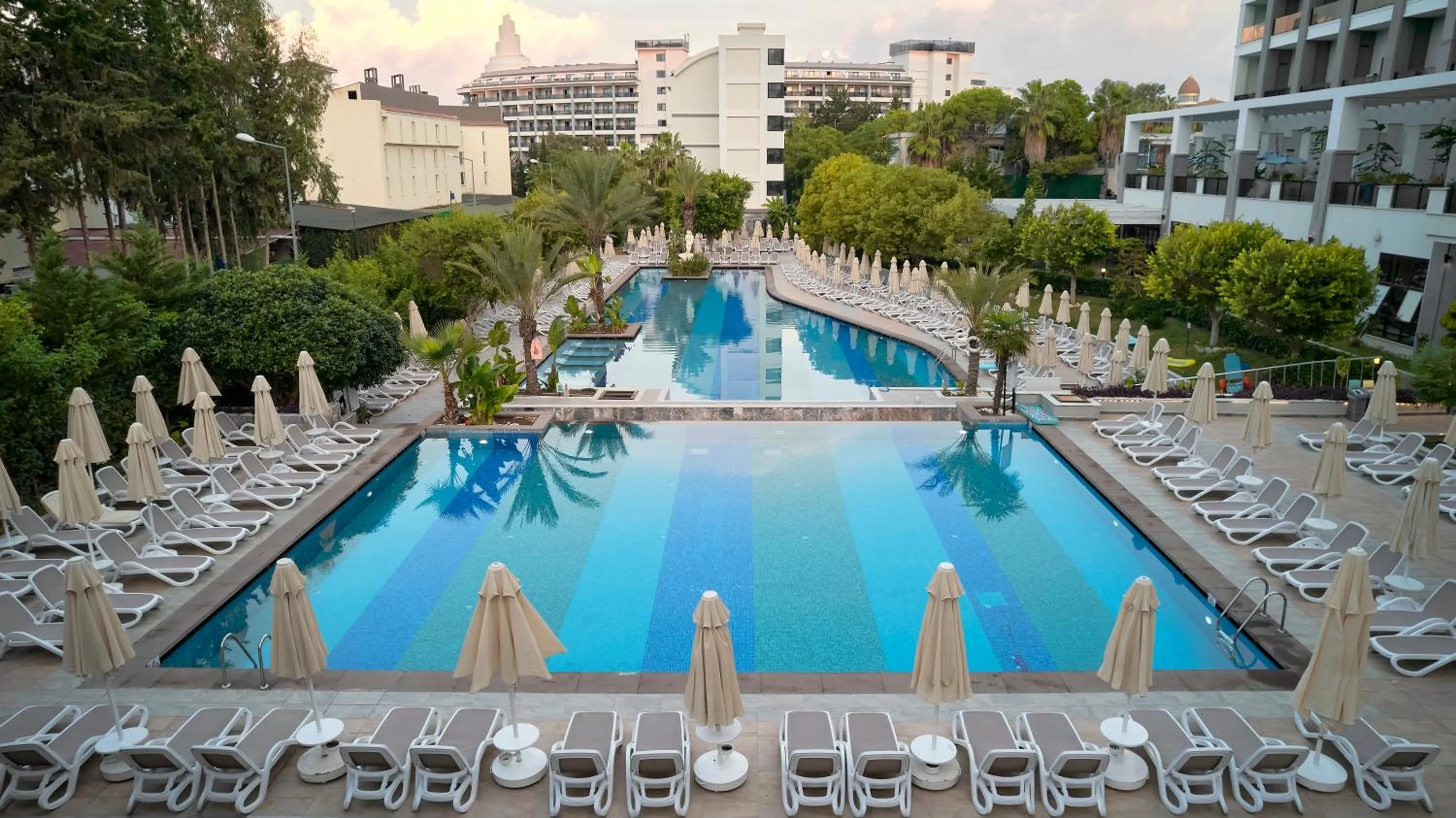 Property building in Seaden Valentine Resort & Spa