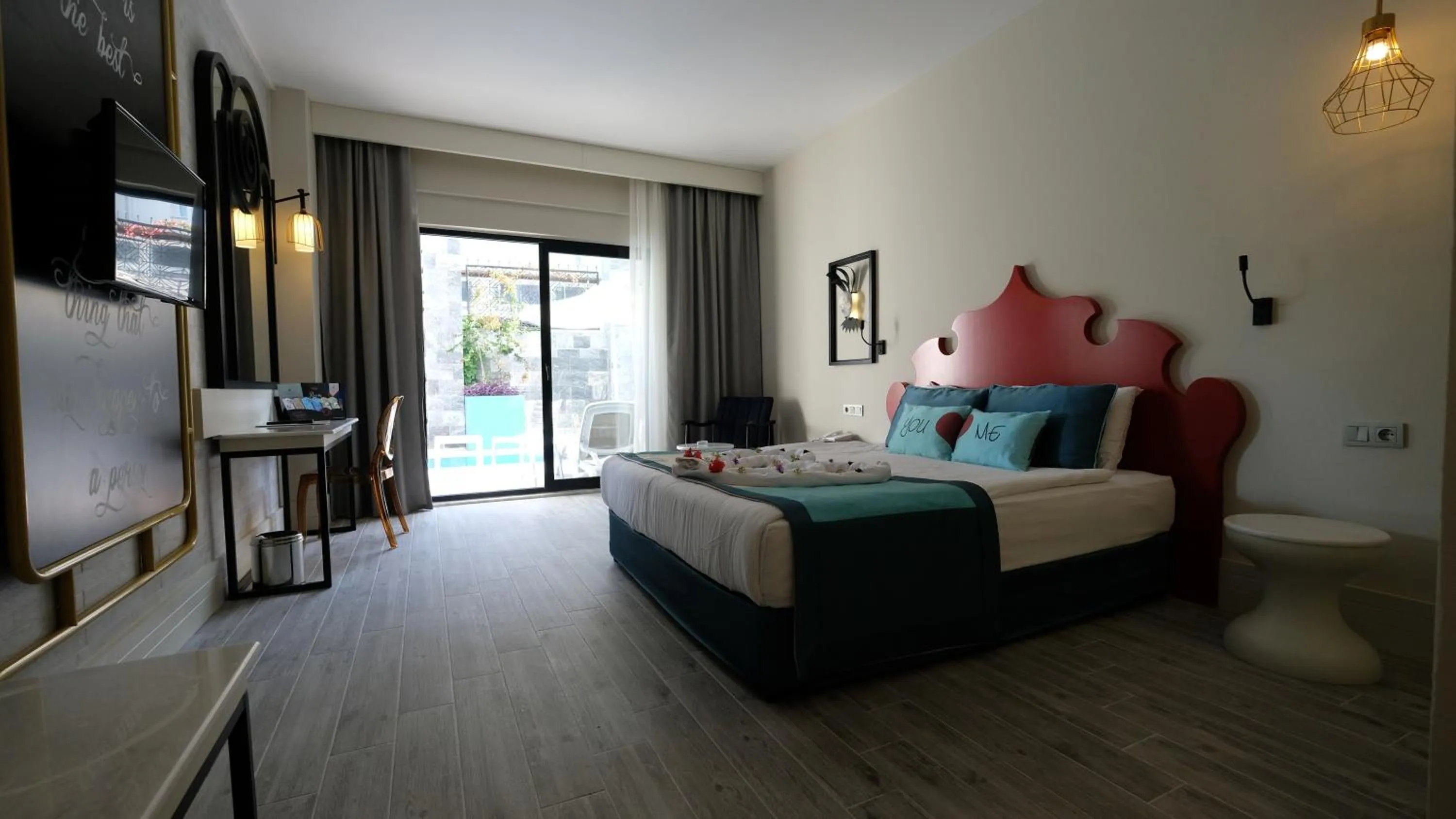 Bed in Seaden Valentine Resort & Spa