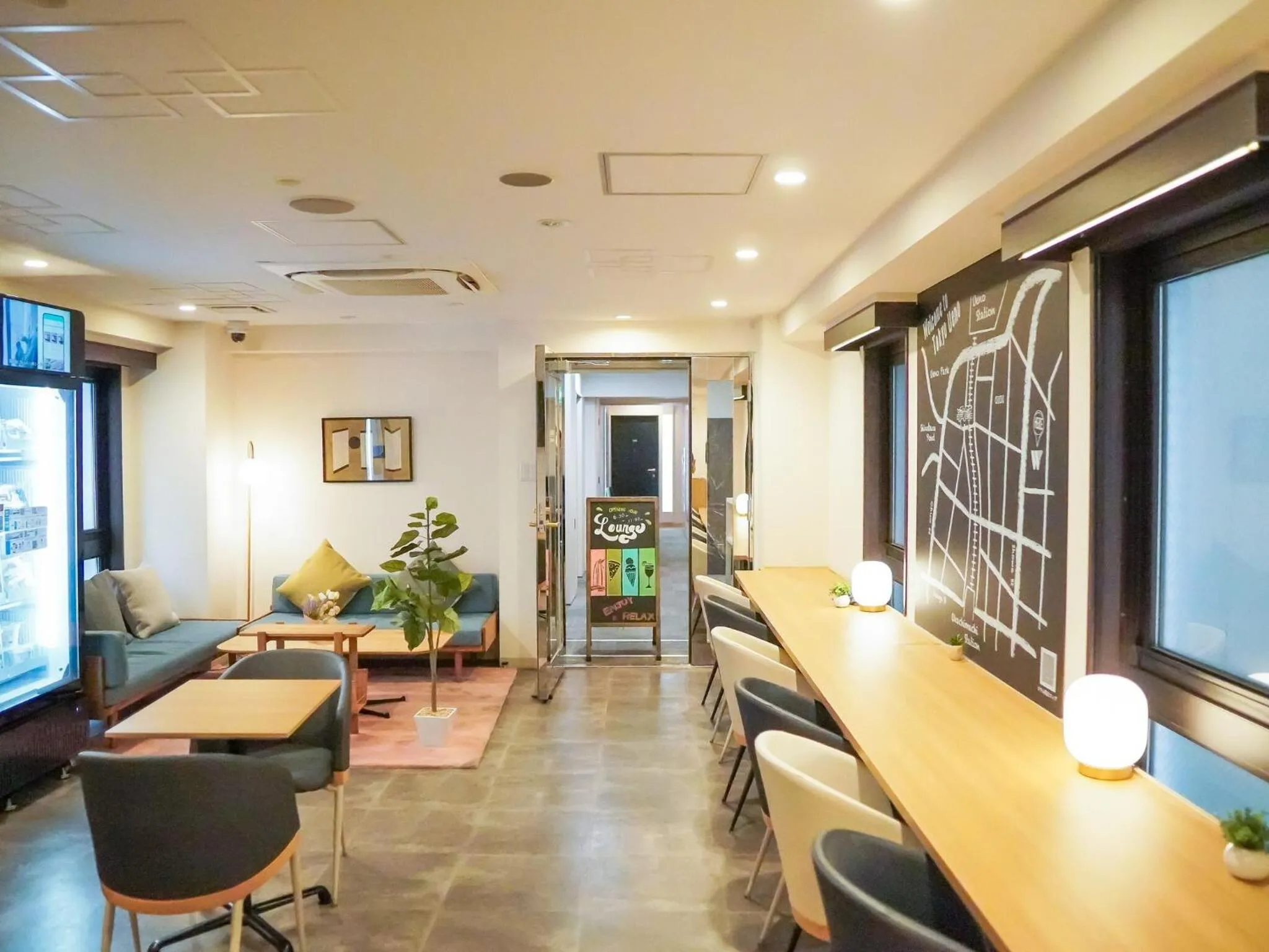 Lounge or bar in Hotel Wing International Select Ueno Okachimachi