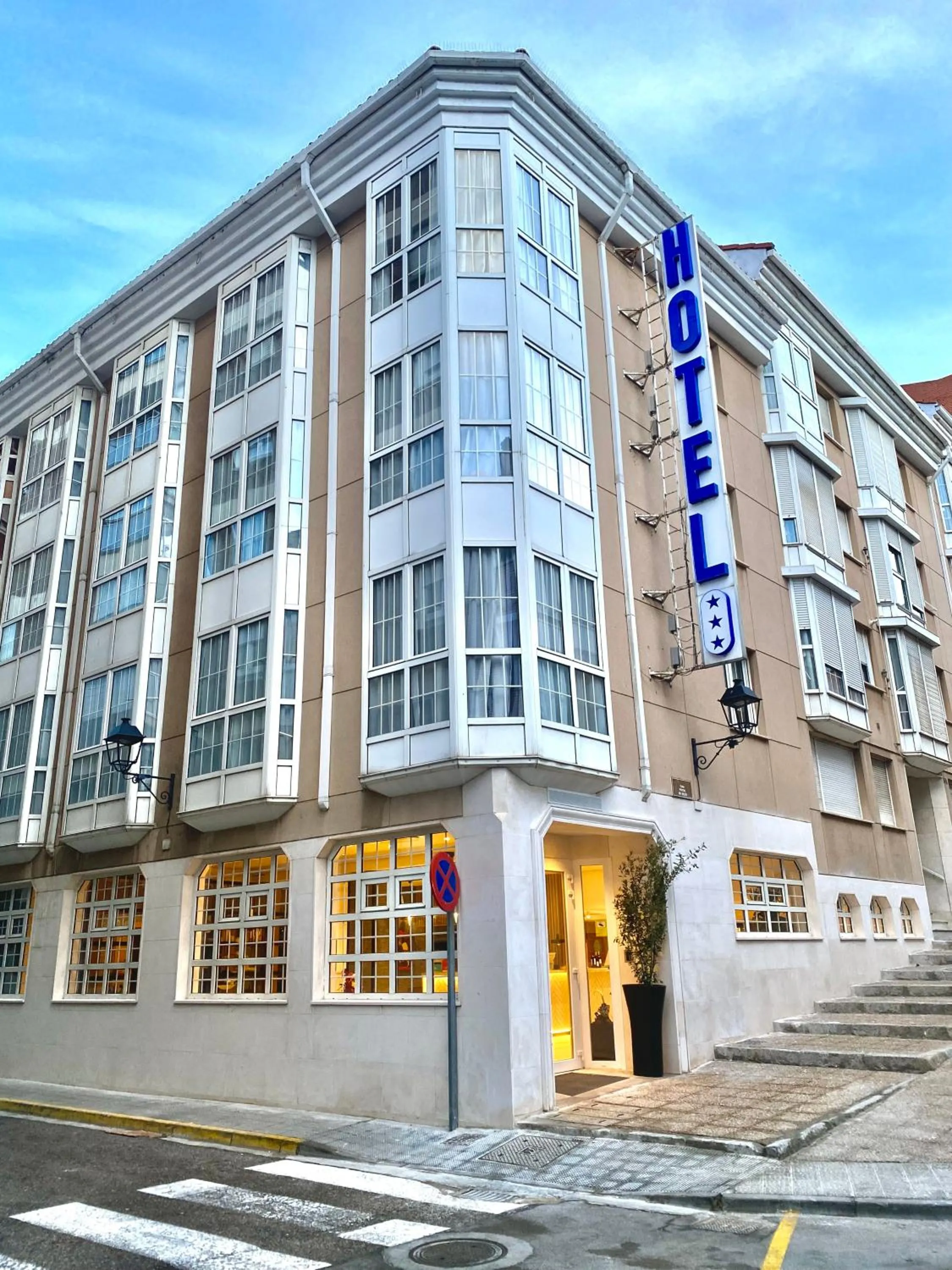 Property building in Hotel Don Rodrigo