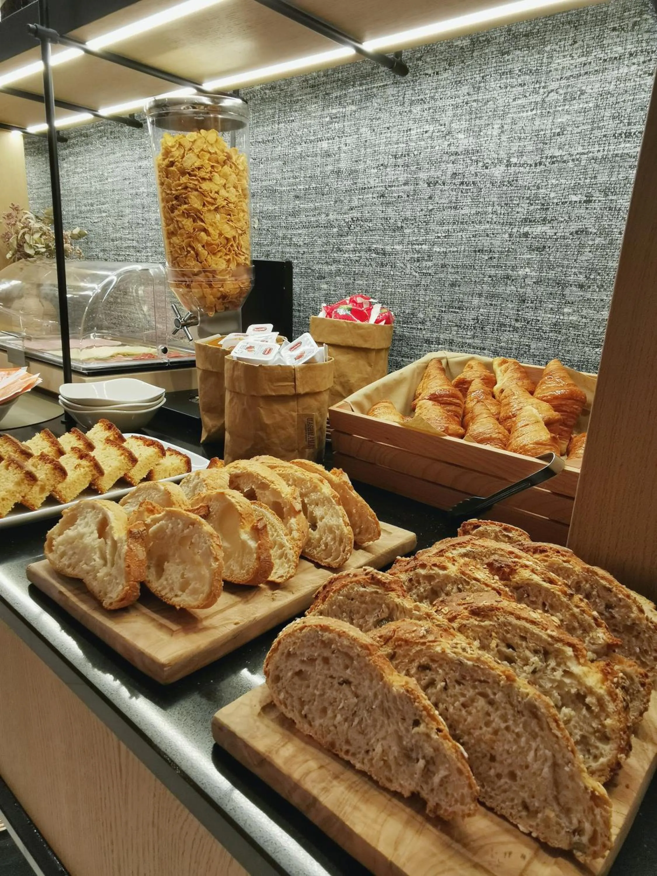 Breakfast in Hotel Don Rodrigo