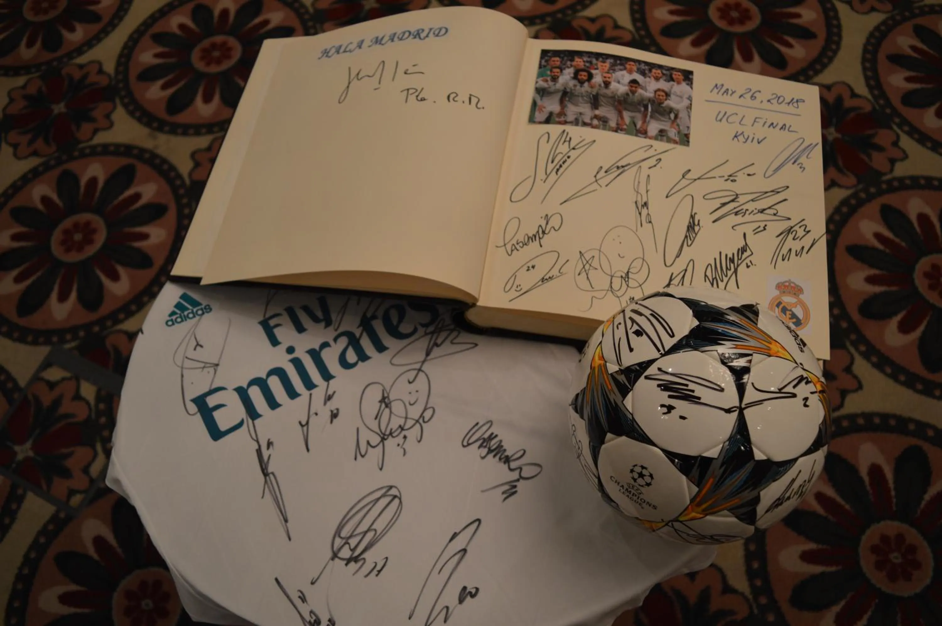 group of guests in Opera Hotel - The Leading Hotels of the World