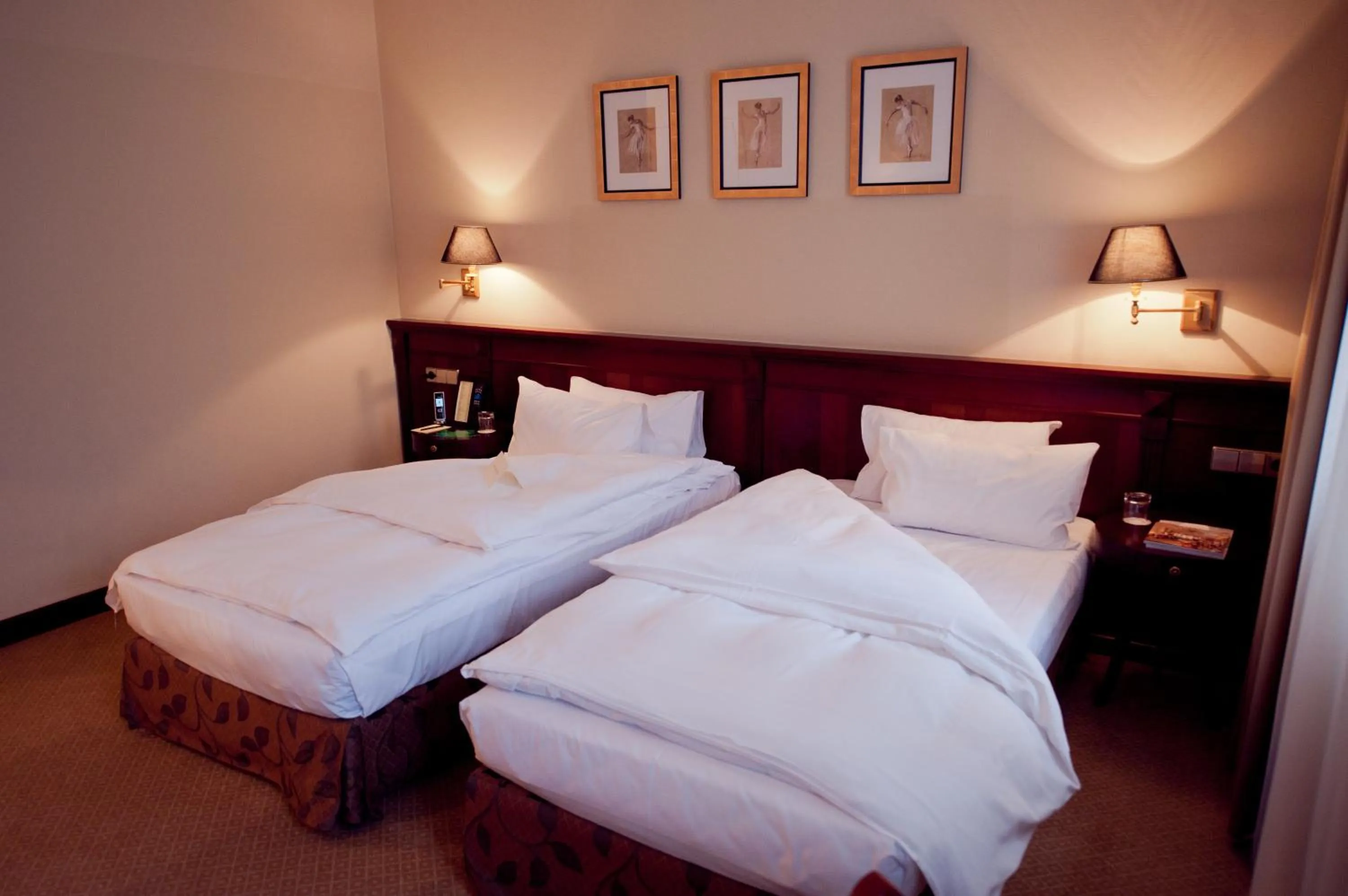 Photo of the whole room, Bed in Opera Hotel - The Leading Hotels of the World