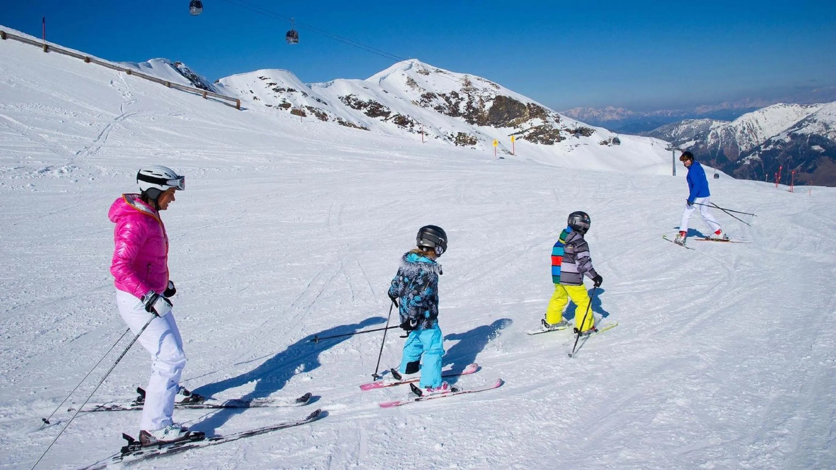 Skiing in Hotel Alpina