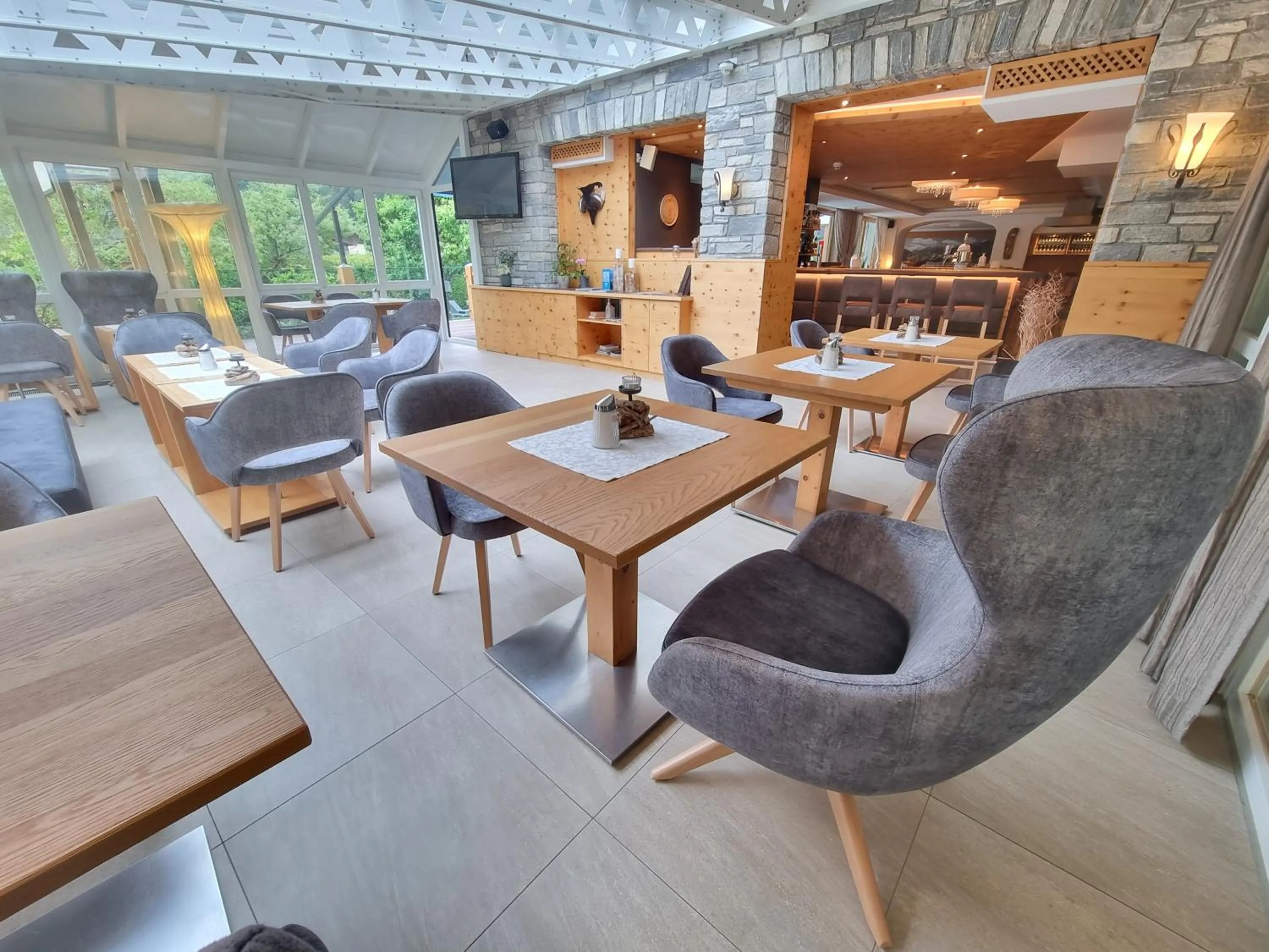 Seating area in Hotel Alpina