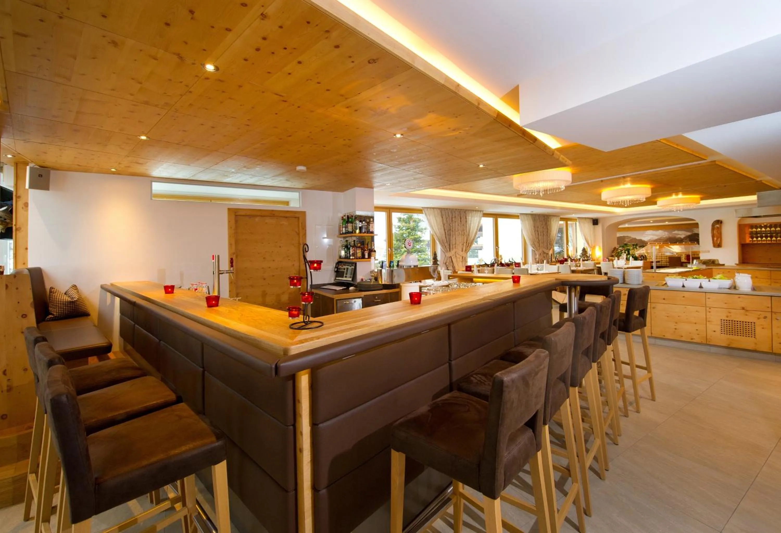 Restaurant/places to eat in Hotel Alpina
