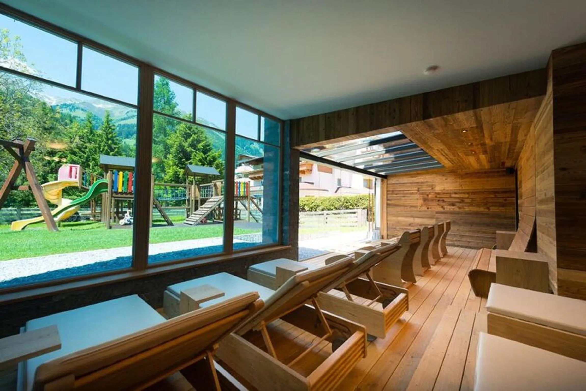 Garden in Hotel Alpina