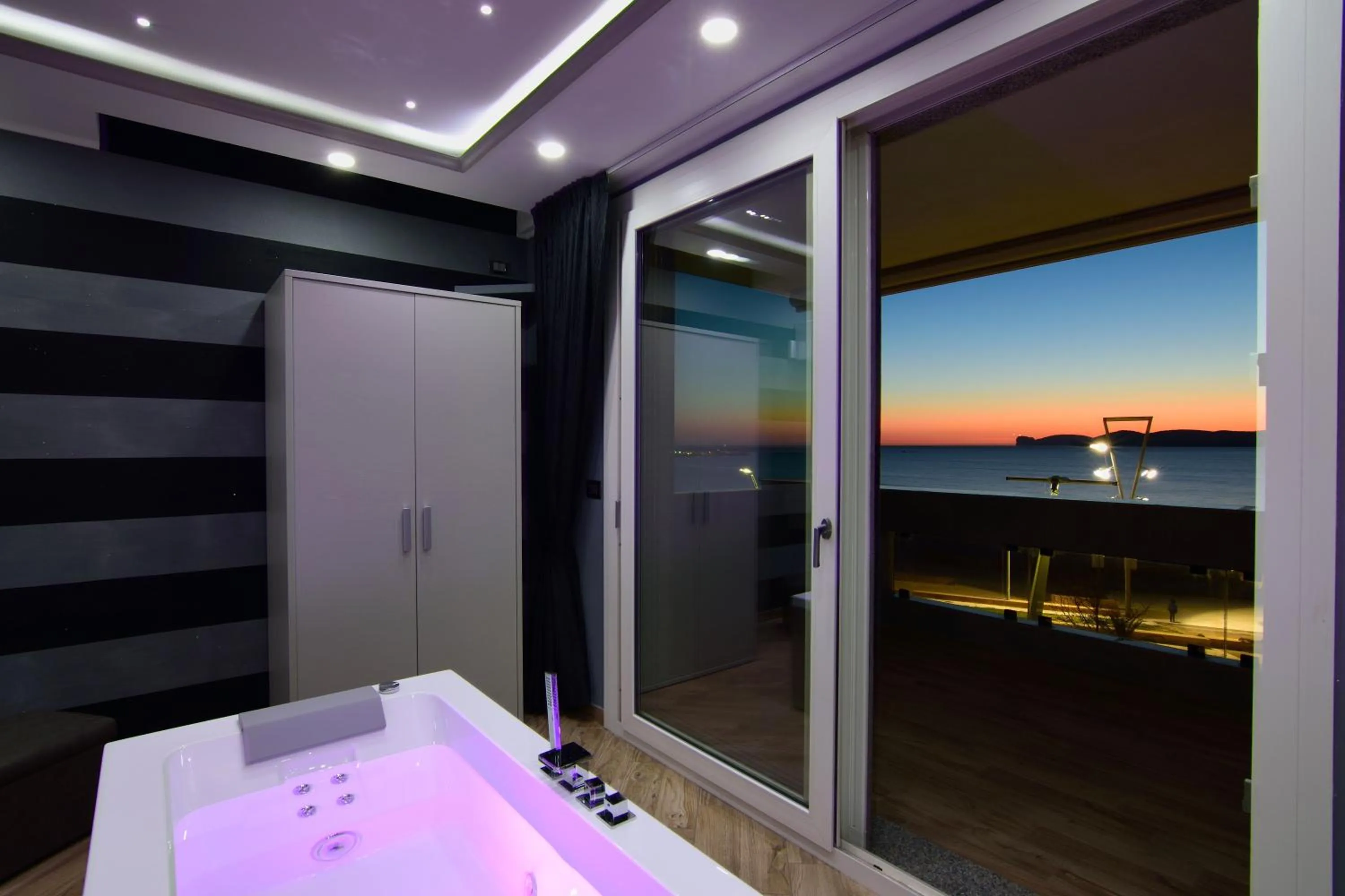 Sea view, Bed in Starry Sky Charming House