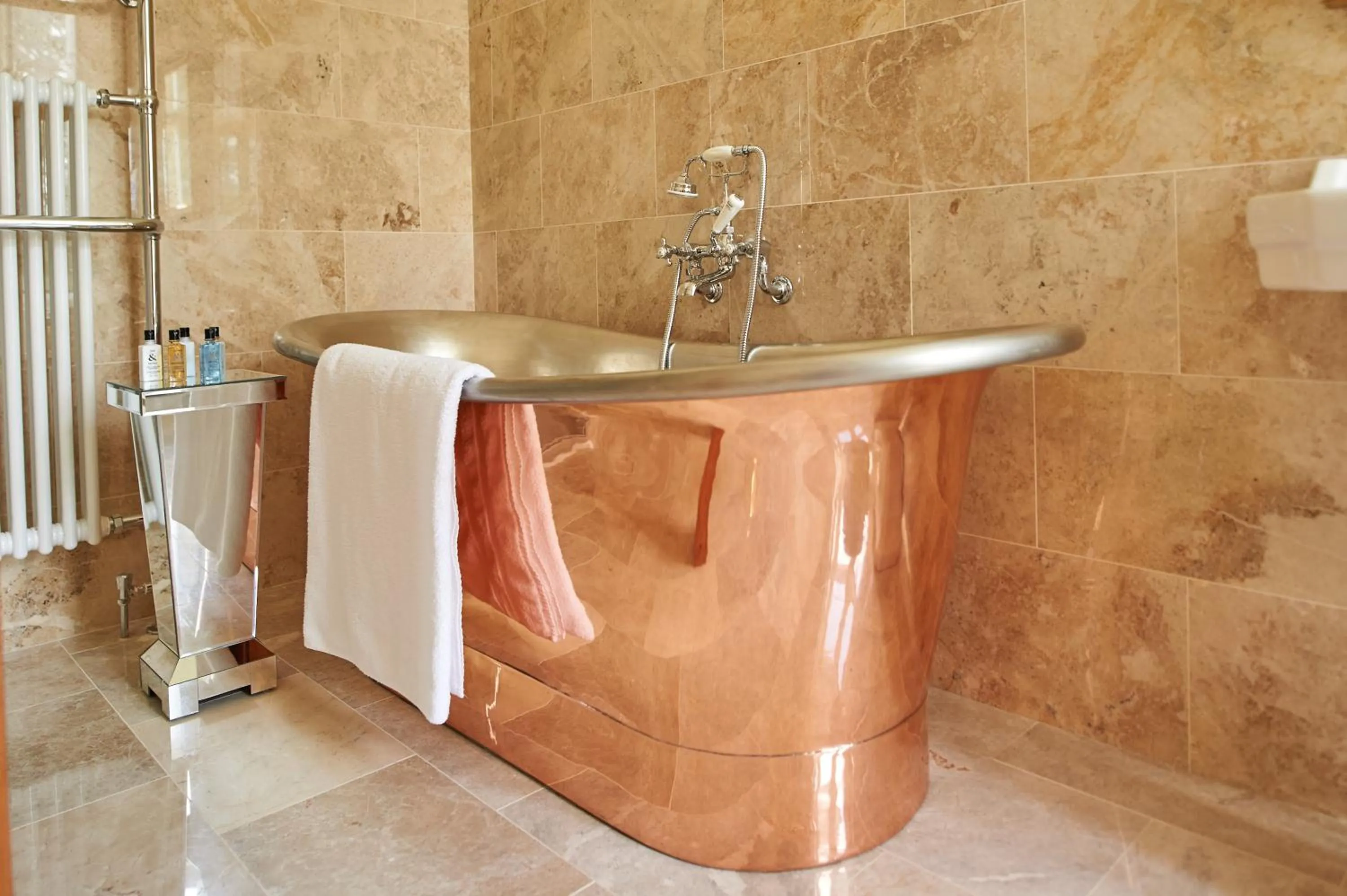 Bathroom in Palé Hall