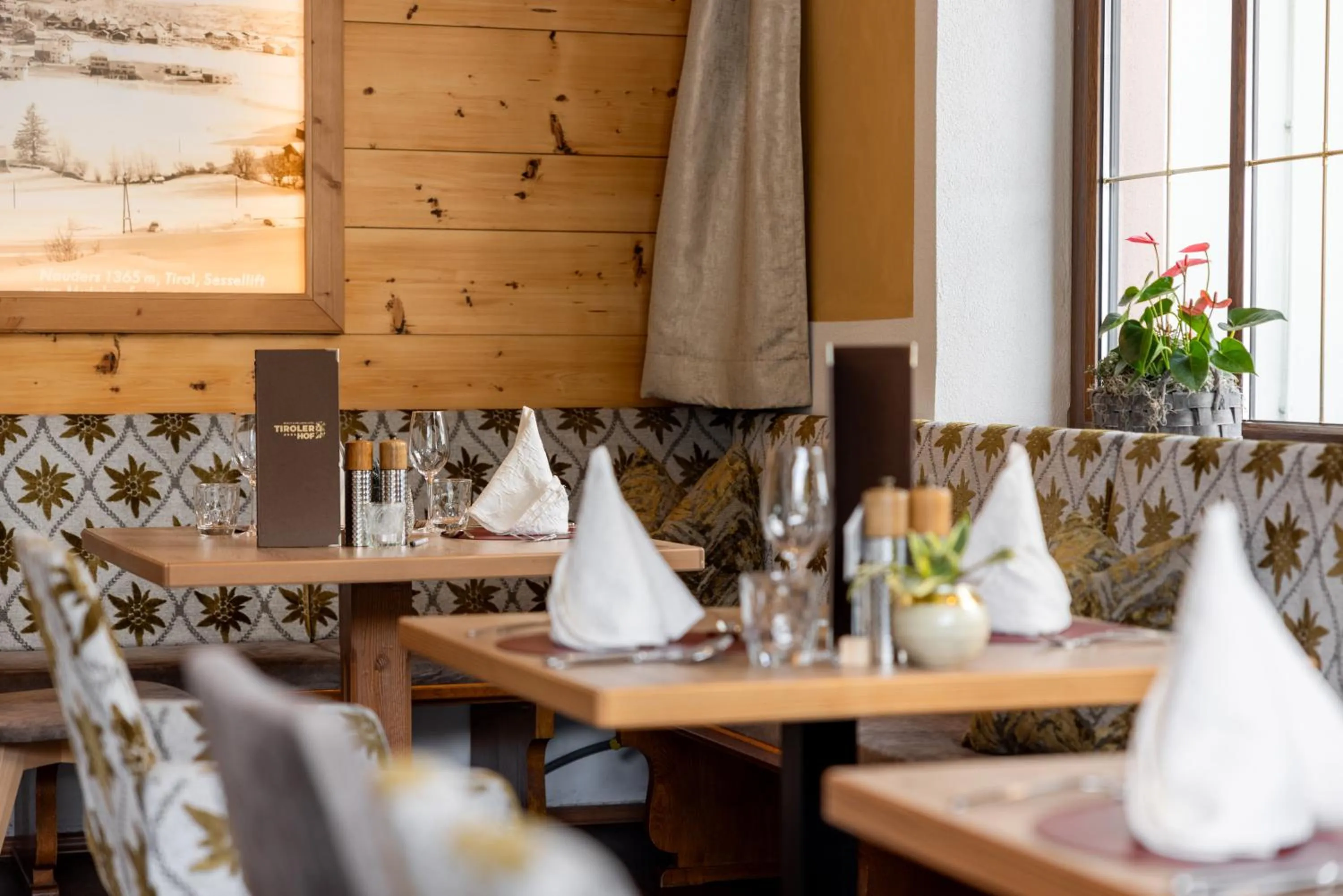 Restaurant/places to eat in Beauty & Wellness Hotel Tirolerhof