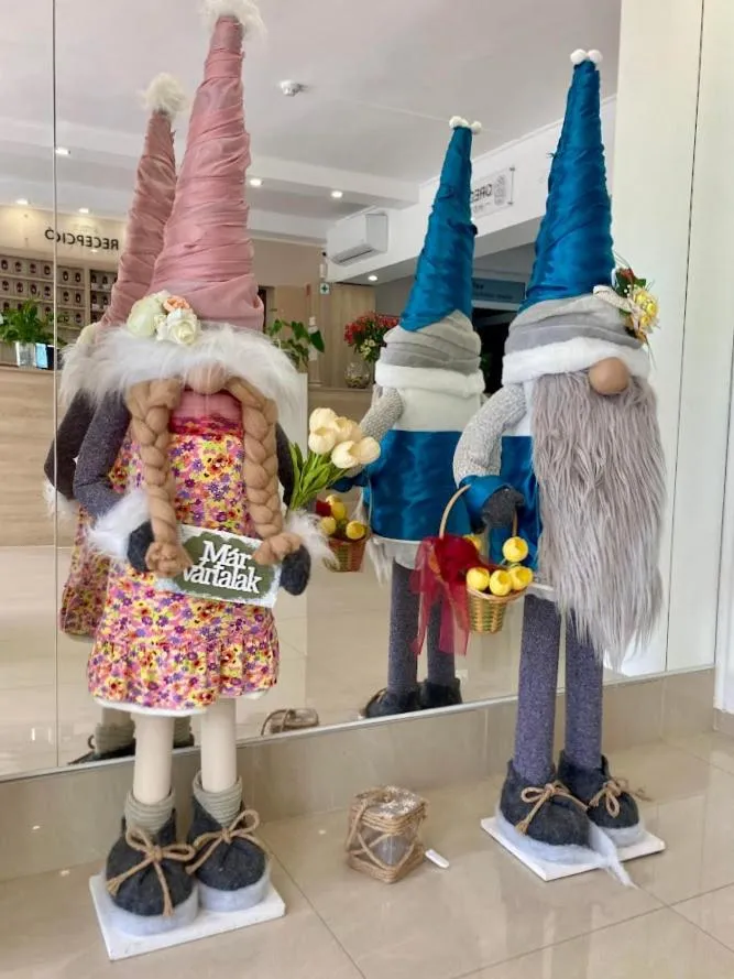 Lobby or reception in Öreg-tó Hotel és Rendezvénytér