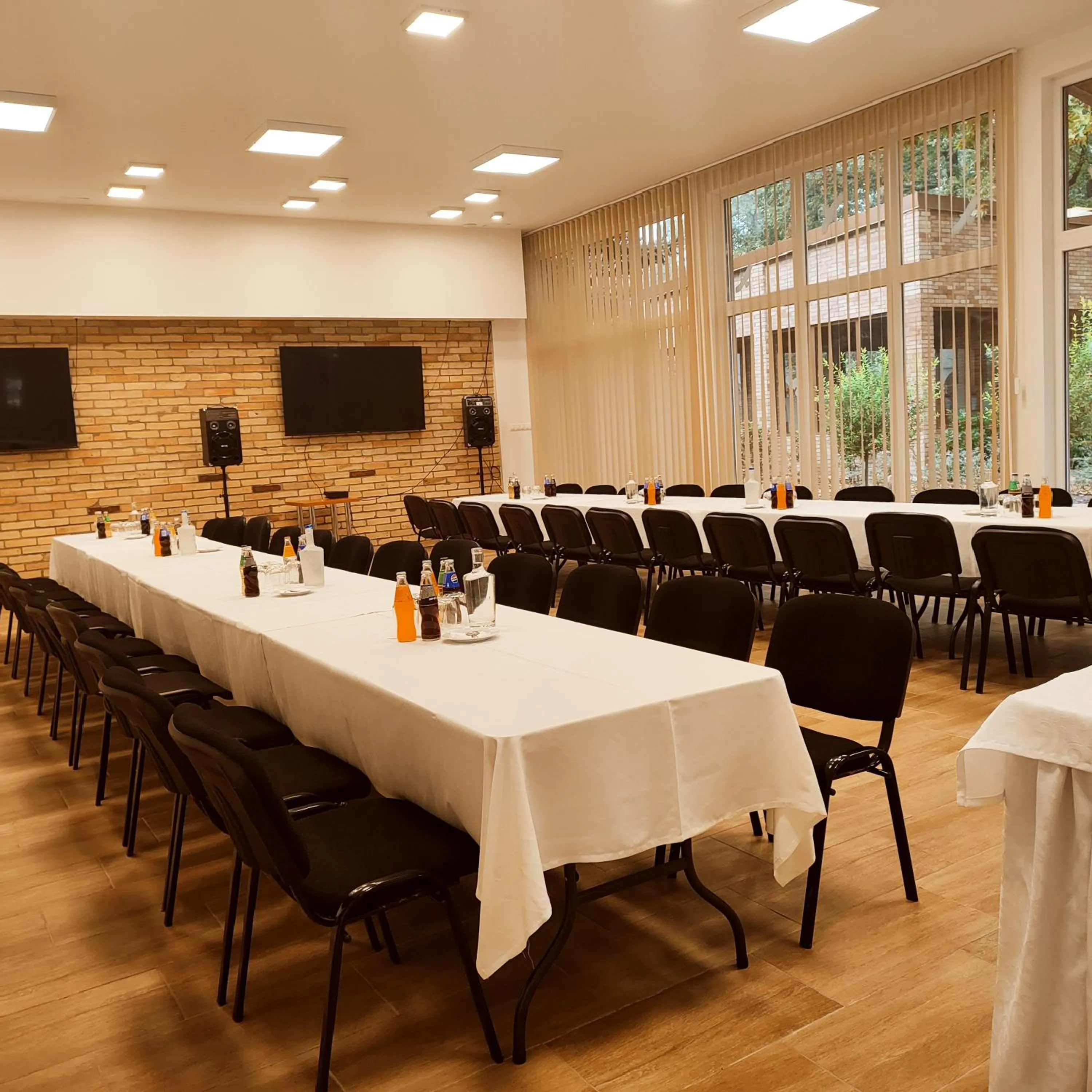 Meeting/conference room in Öreg-tó Hotel és Rendezvénytér