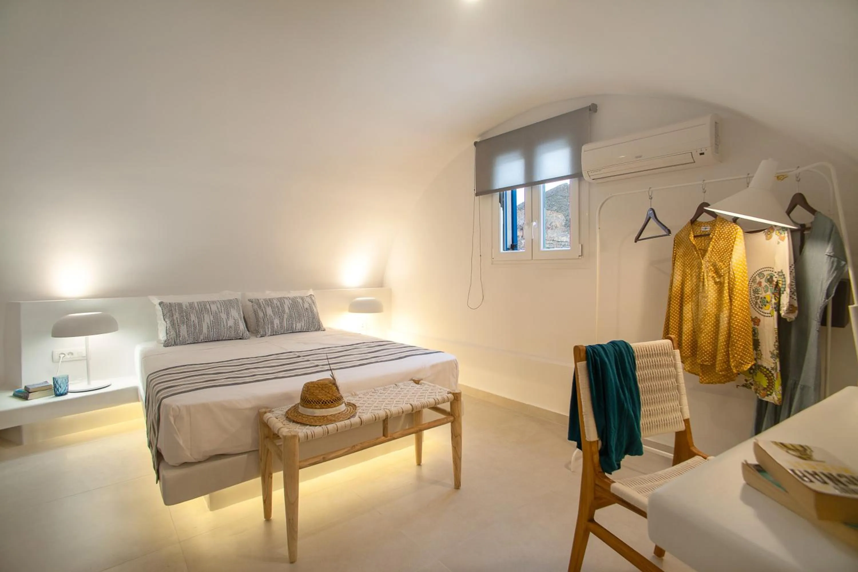 Photo of the whole room, Bed in Margarenia