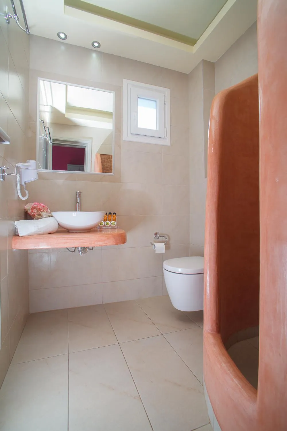 Bathroom in Margarenia