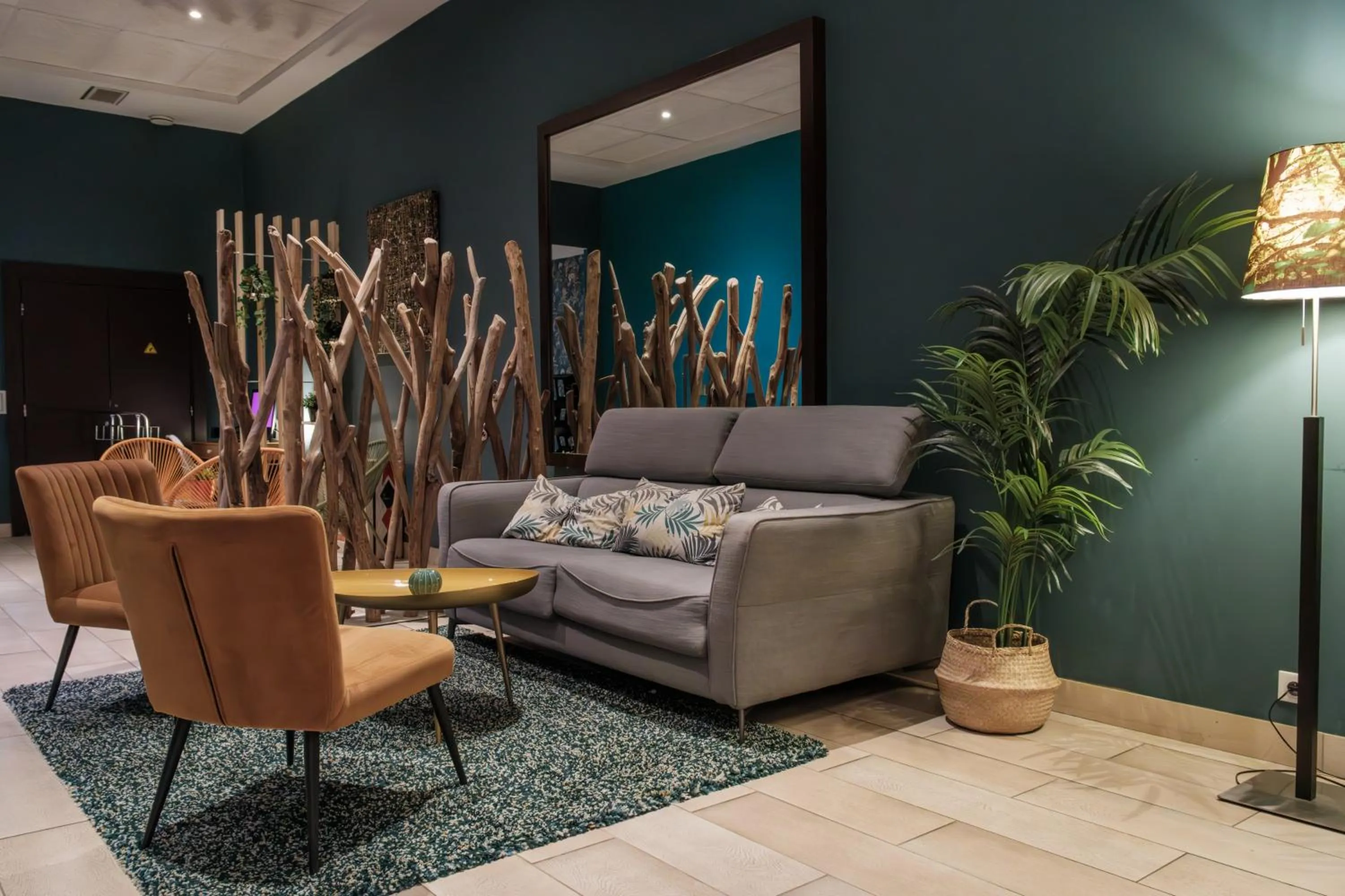 Lobby or reception in Comfort Aparthotel Saint-Etienne