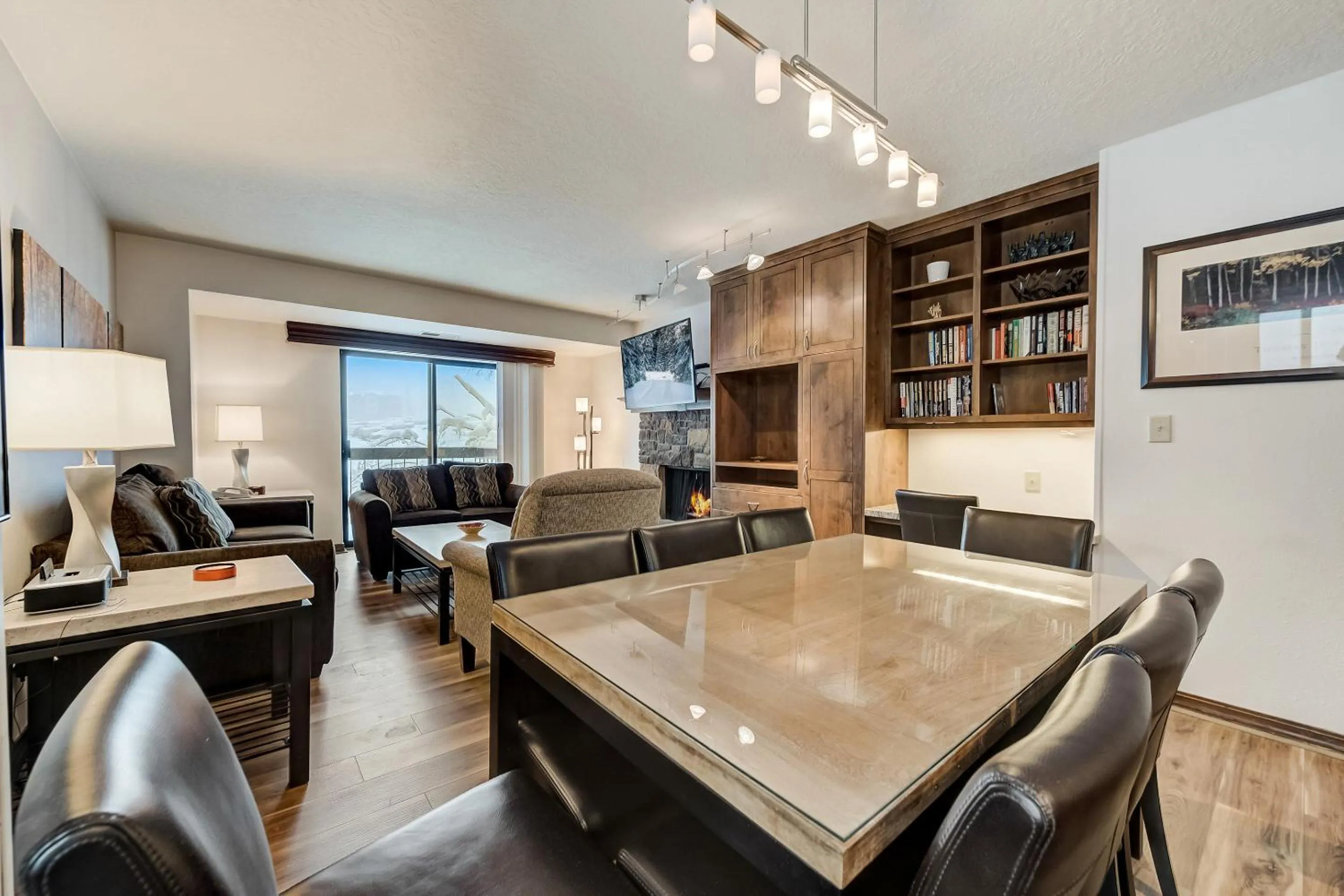 Living room in Shadow Ridge by All Seasons Resort Lodging