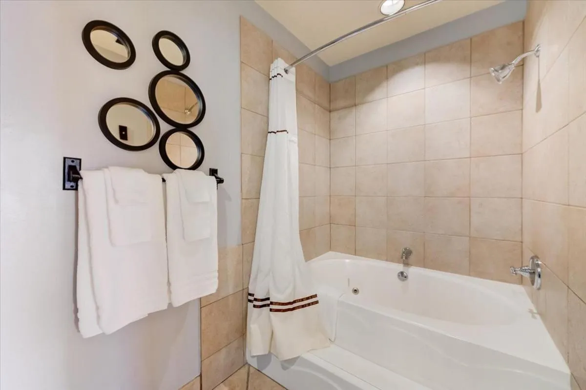 Bathroom in Shadow Ridge by All Seasons Resort Lodging