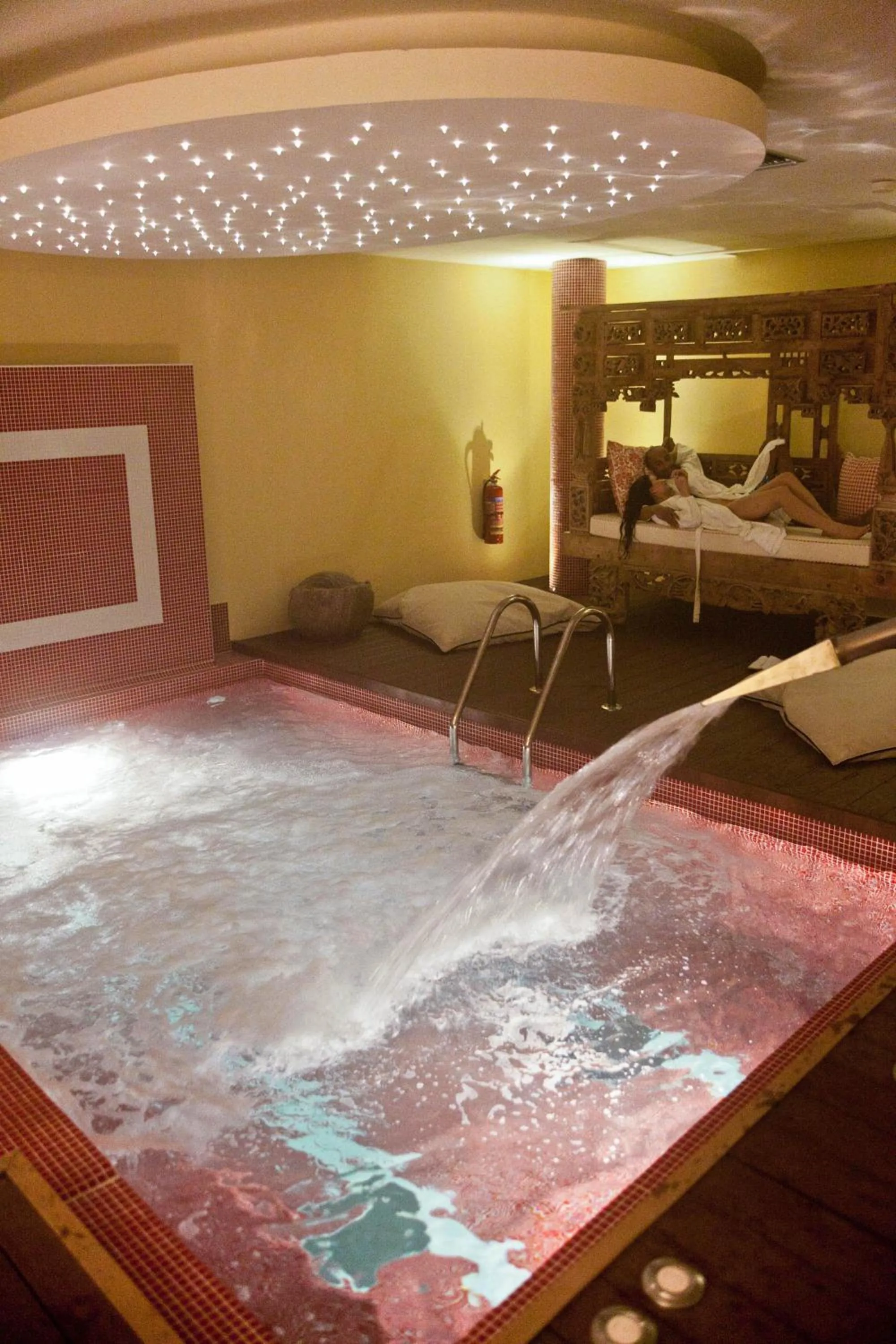 Hot Tub in Litohoro Olympus Resort Villas & Spa