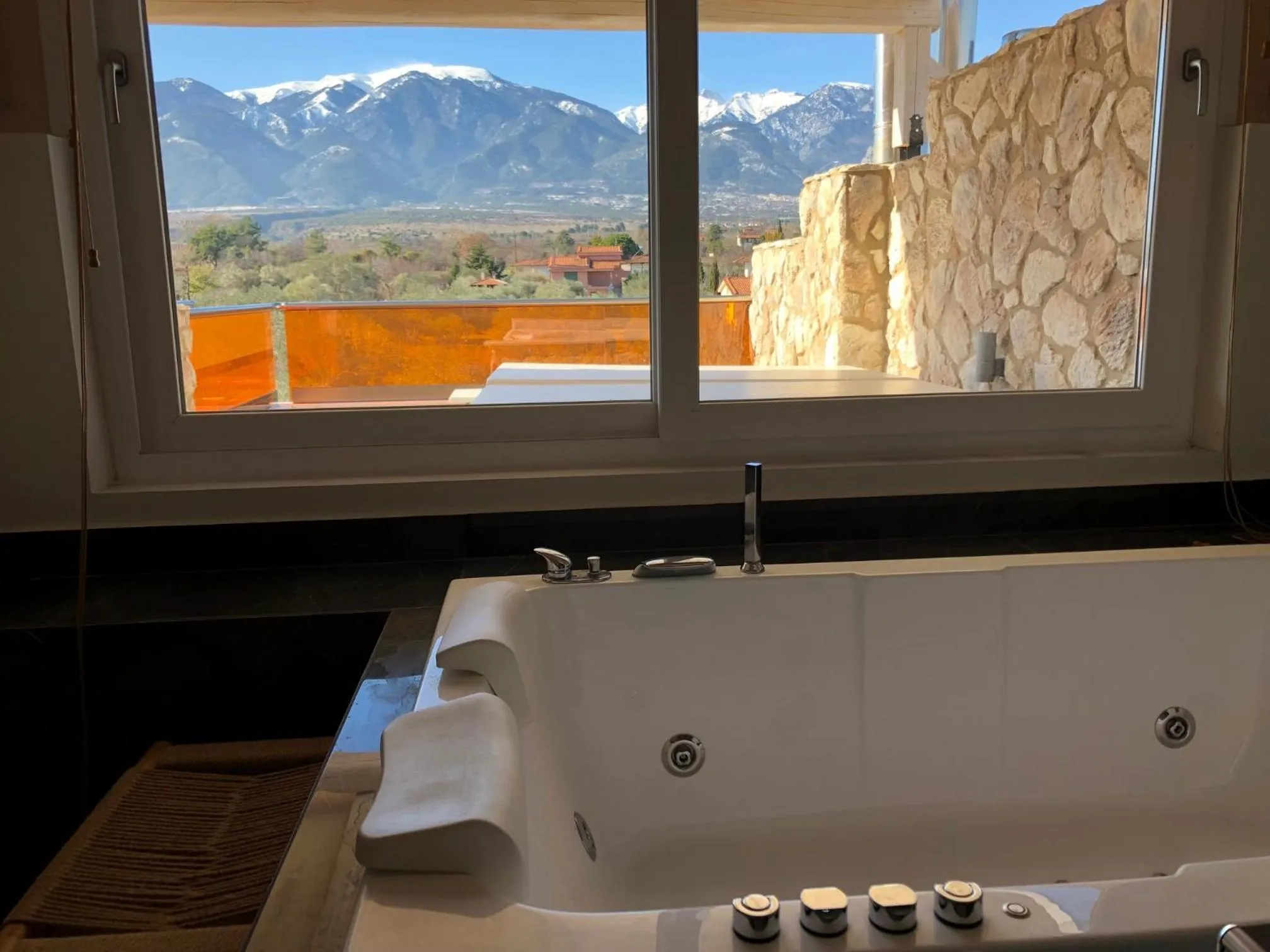 Shower in Litohoro Olympus Resort Villas & Spa