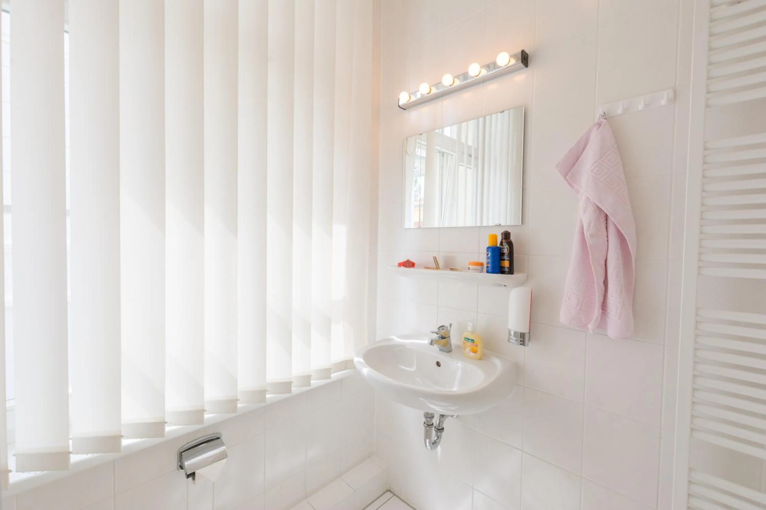 Bathroom in Appartementhaus Villa Norden