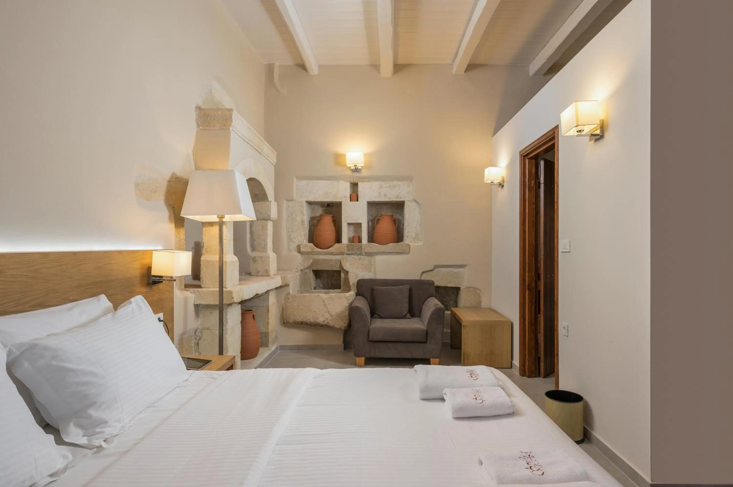 Bed in Spilia Village Hotel & Villas
