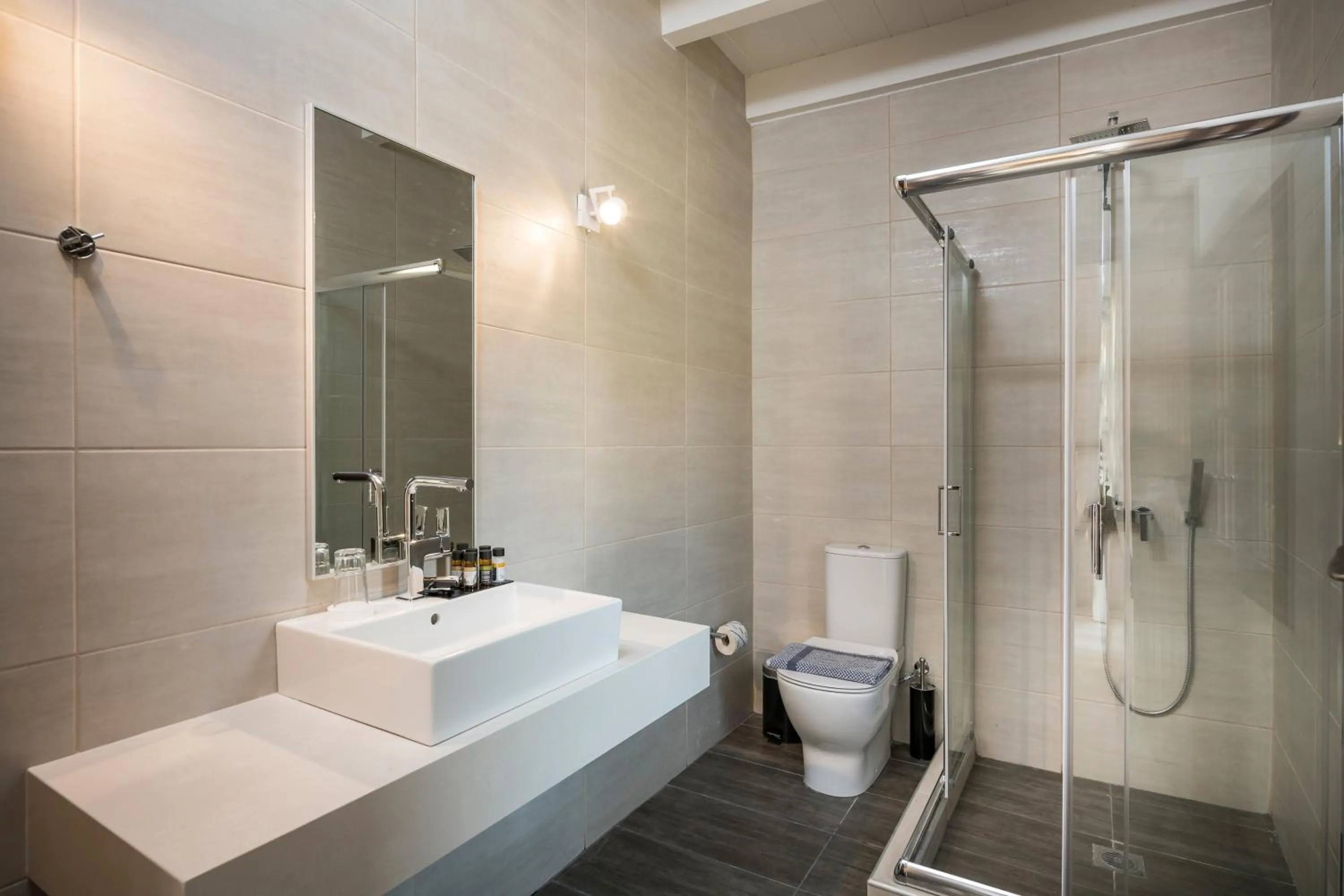 Bathroom in Spilia Village Hotel & Villas