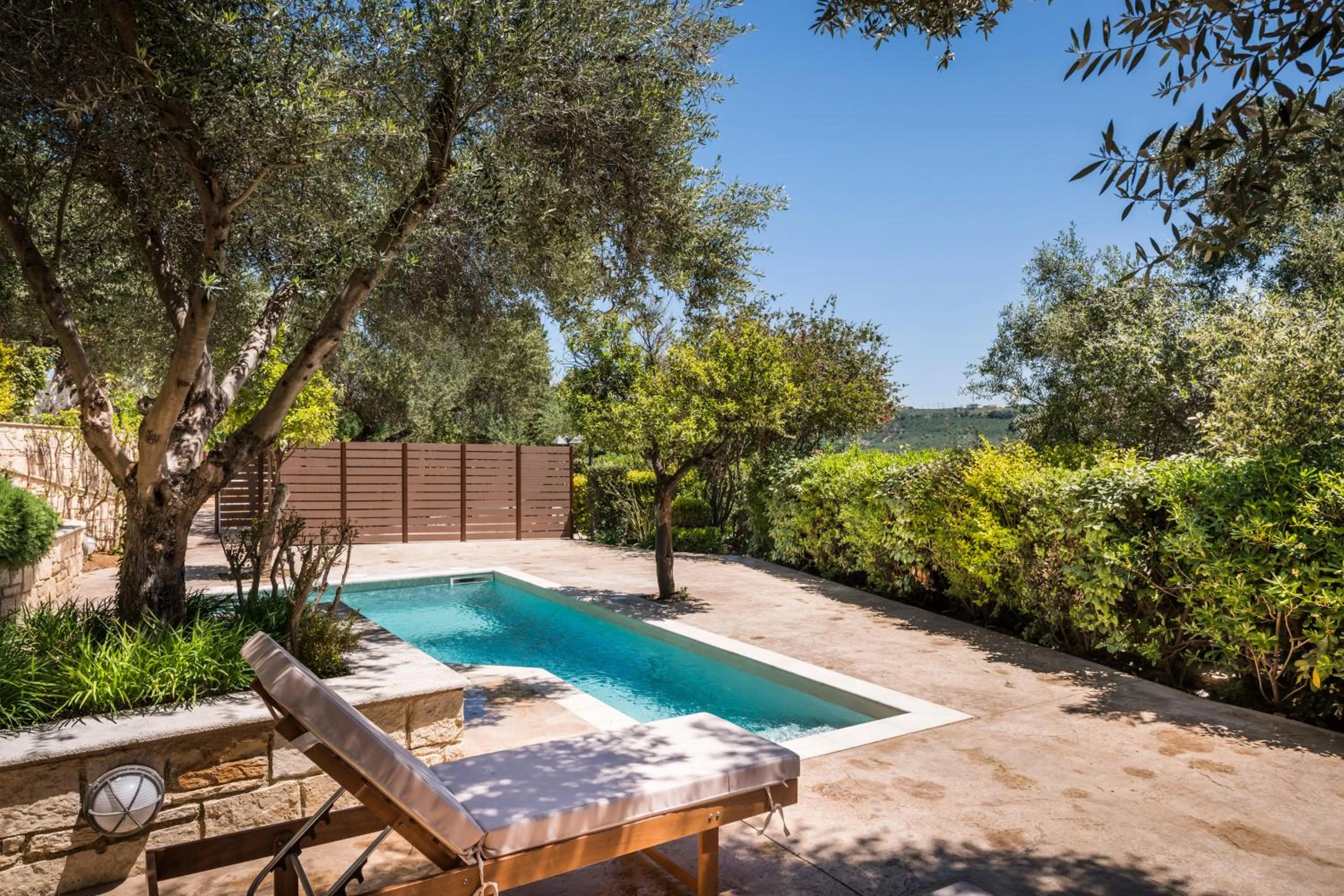 Garden in Spilia Village Hotel & Villas