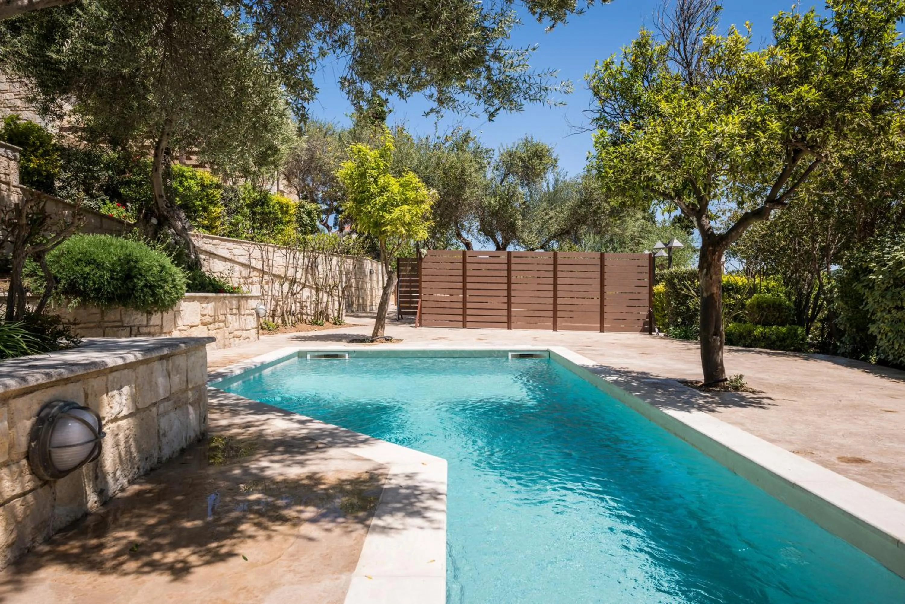 Garden in Spilia Village Hotel & Villas