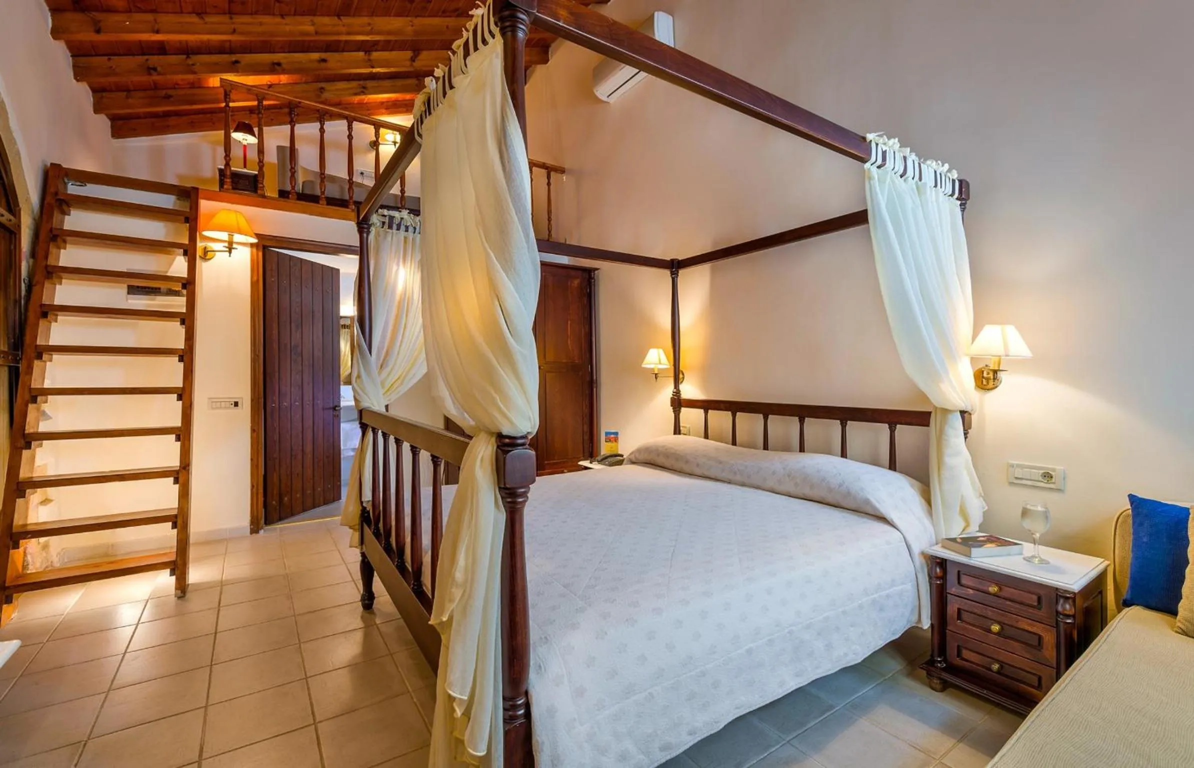 Bedroom, Bed in Spilia Village Hotel & Villas
