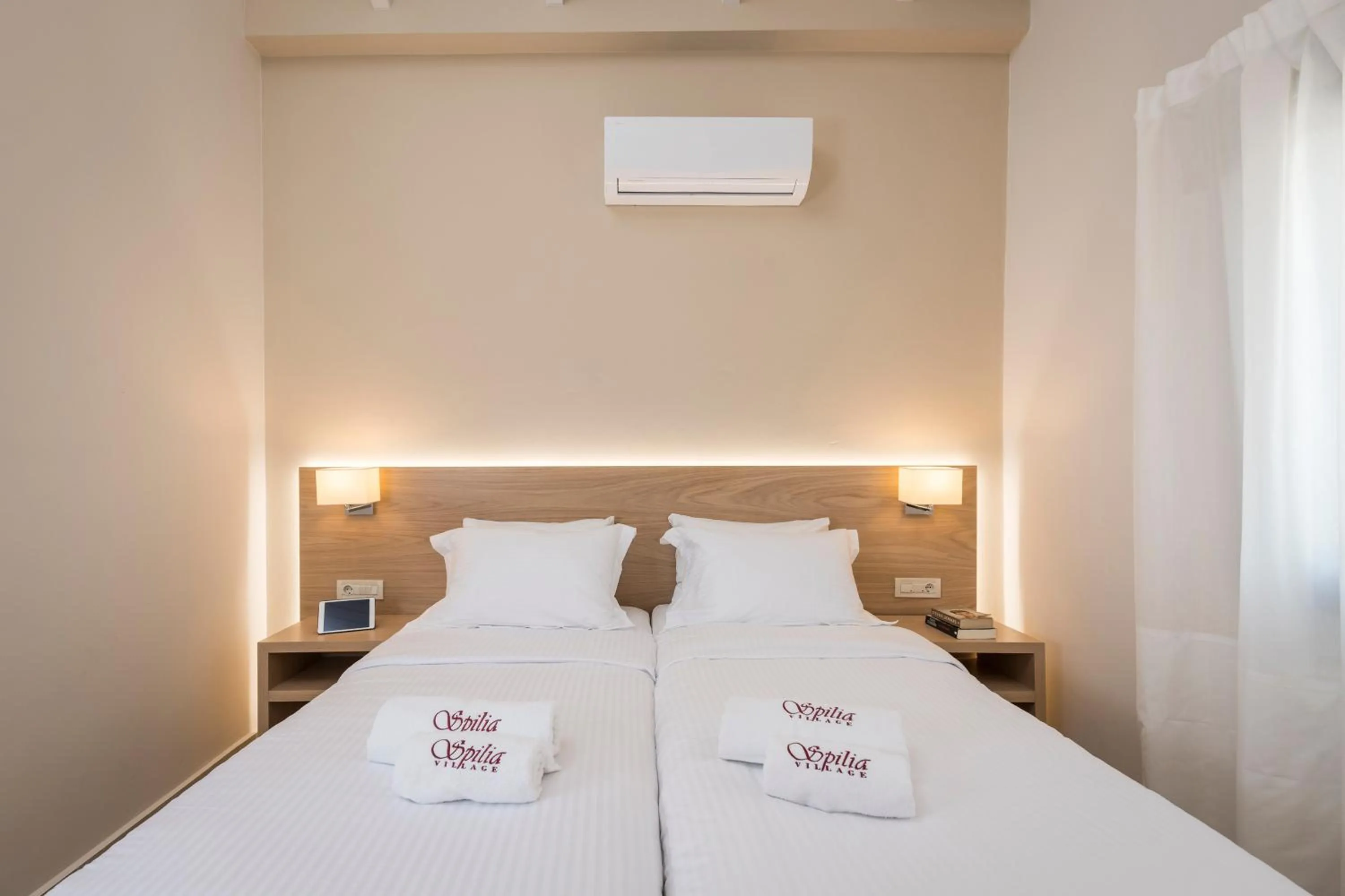 Bedroom, Bed in Spilia Village Hotel & Villas