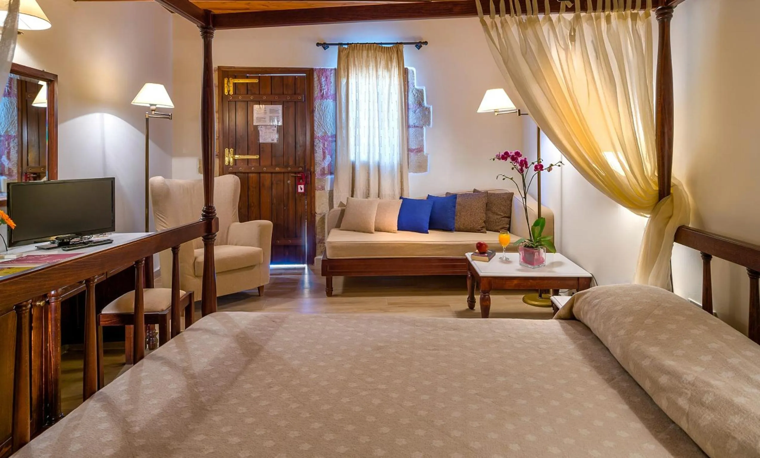 Bedroom, Bed in Spilia Village Hotel & Villas