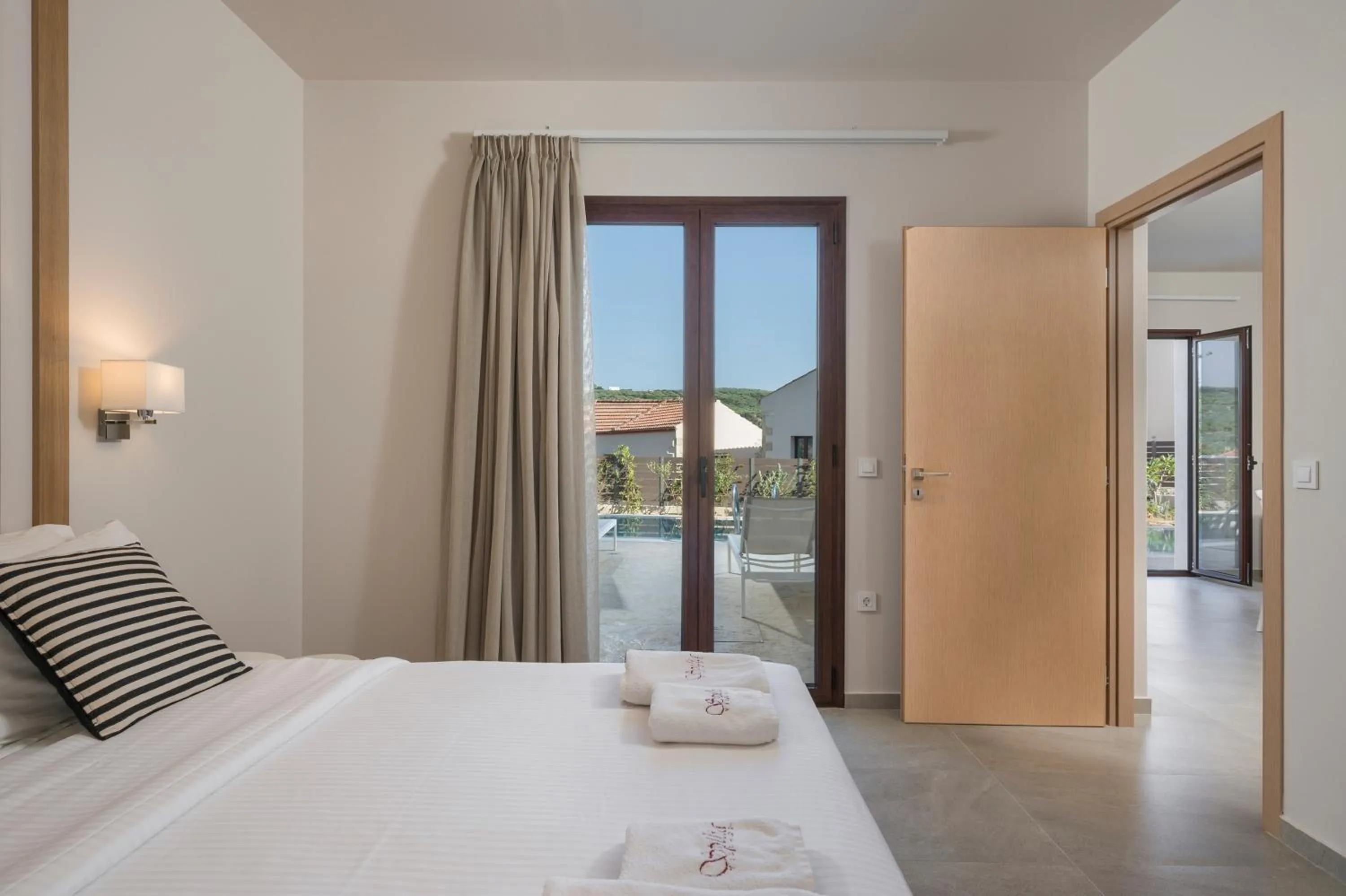 Bedroom, Bed in Spilia Village Hotel & Villas